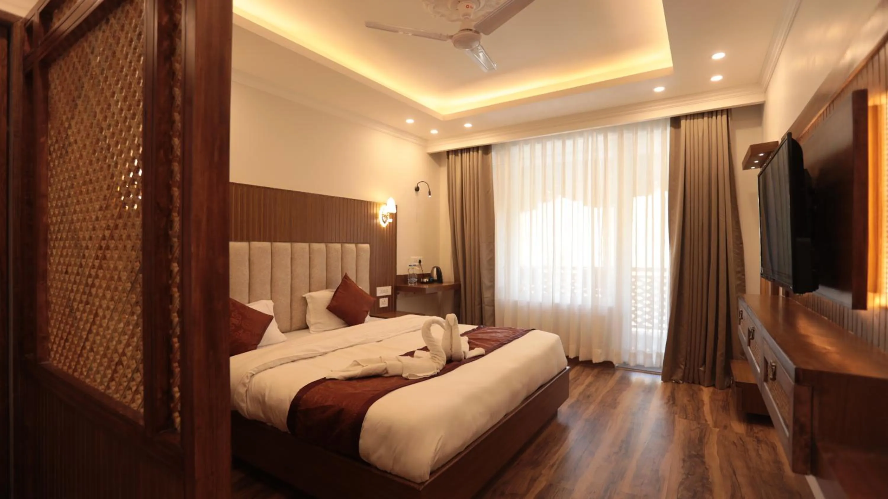 TV and multimedia, Bed in Hotel Youthok Heritage