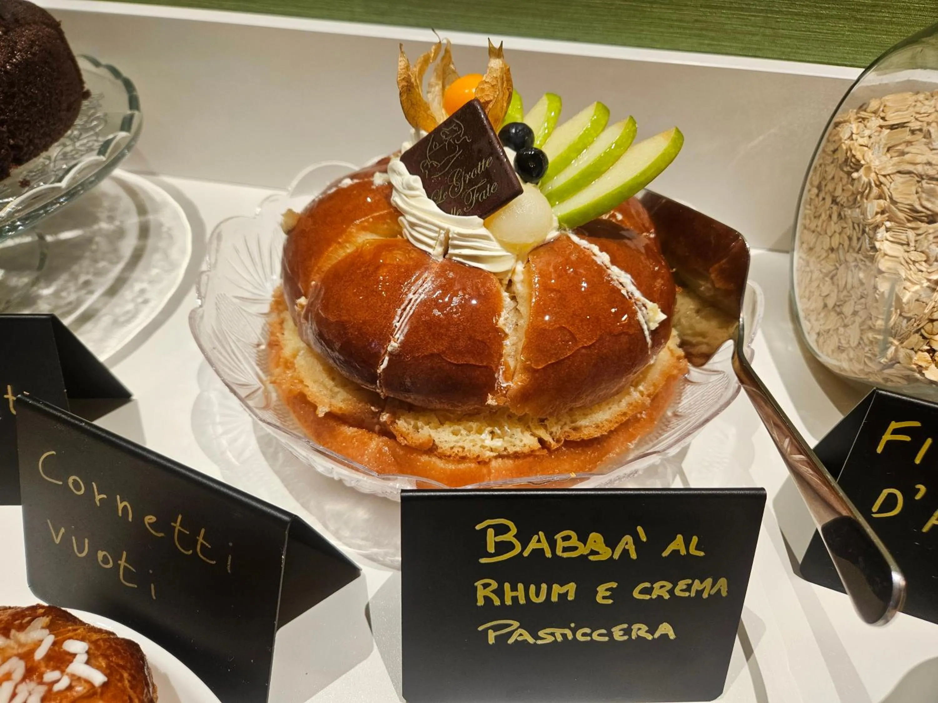 Breakfast in Jolly Charme Suite