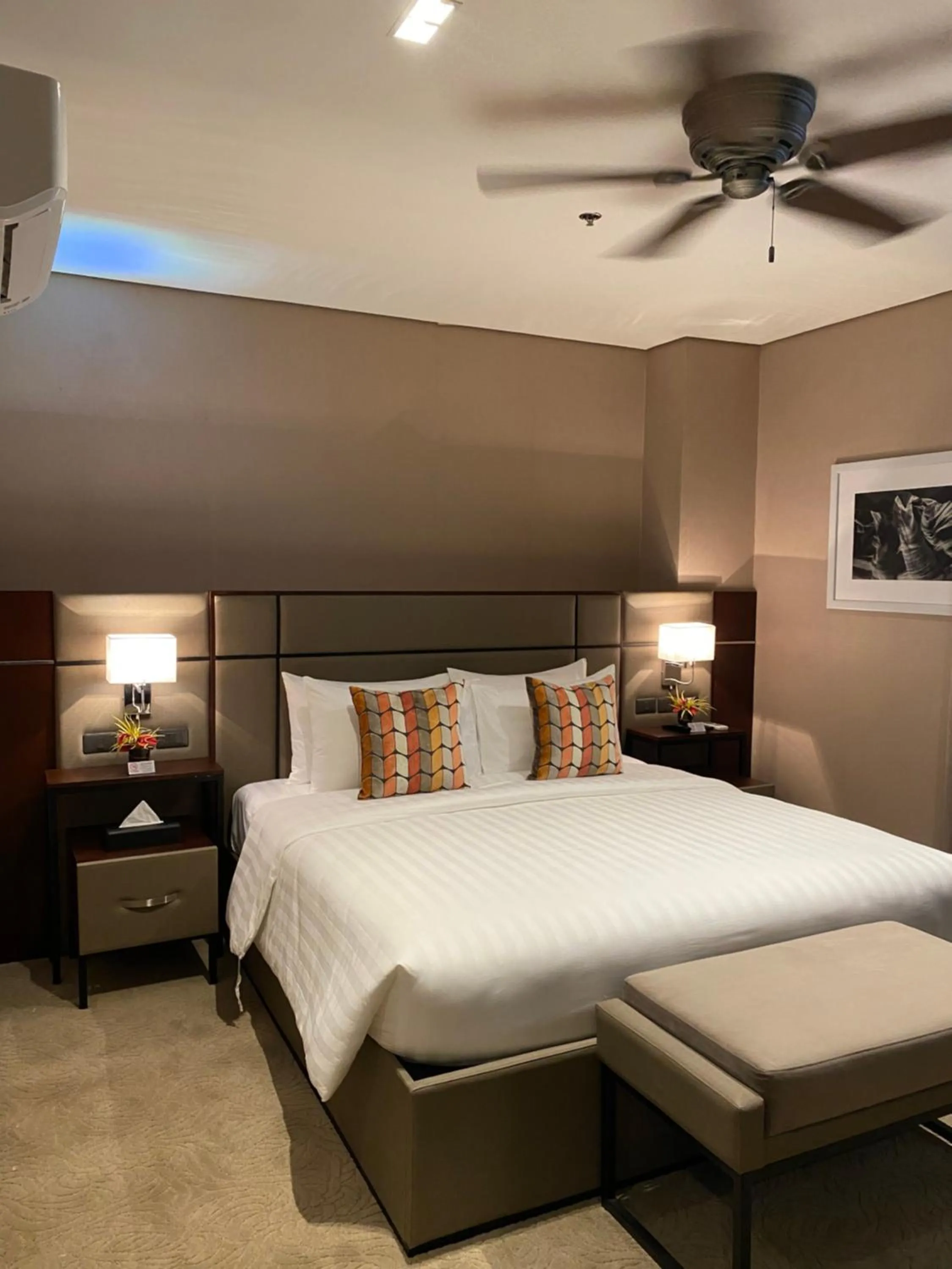 Bed in The Plaza Garden Hotel and Residences