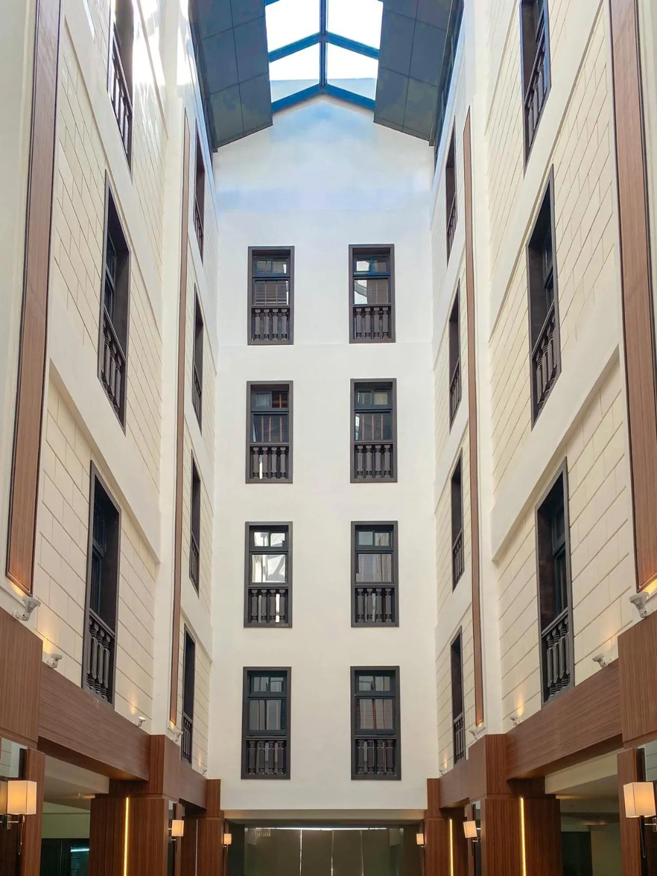 Lobby or reception in The Plaza Garden Hotel and Residences