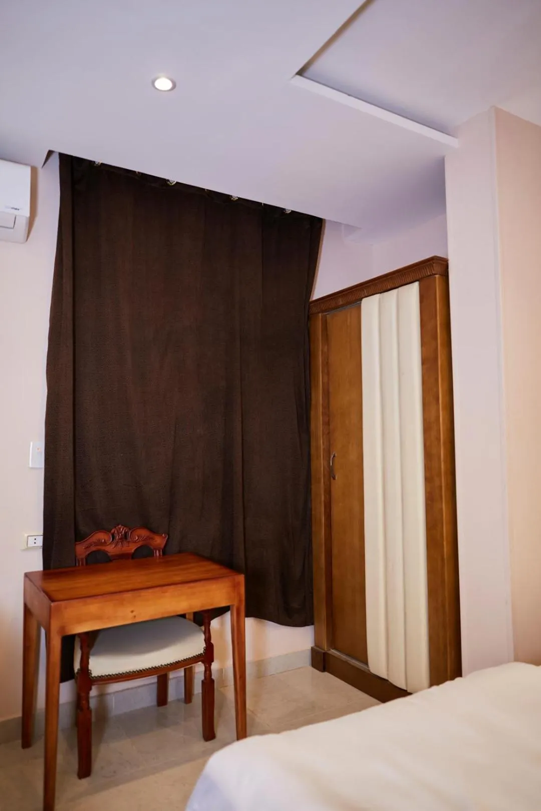 Photo of the whole room, Bed in Grand Pyramid View Hotel