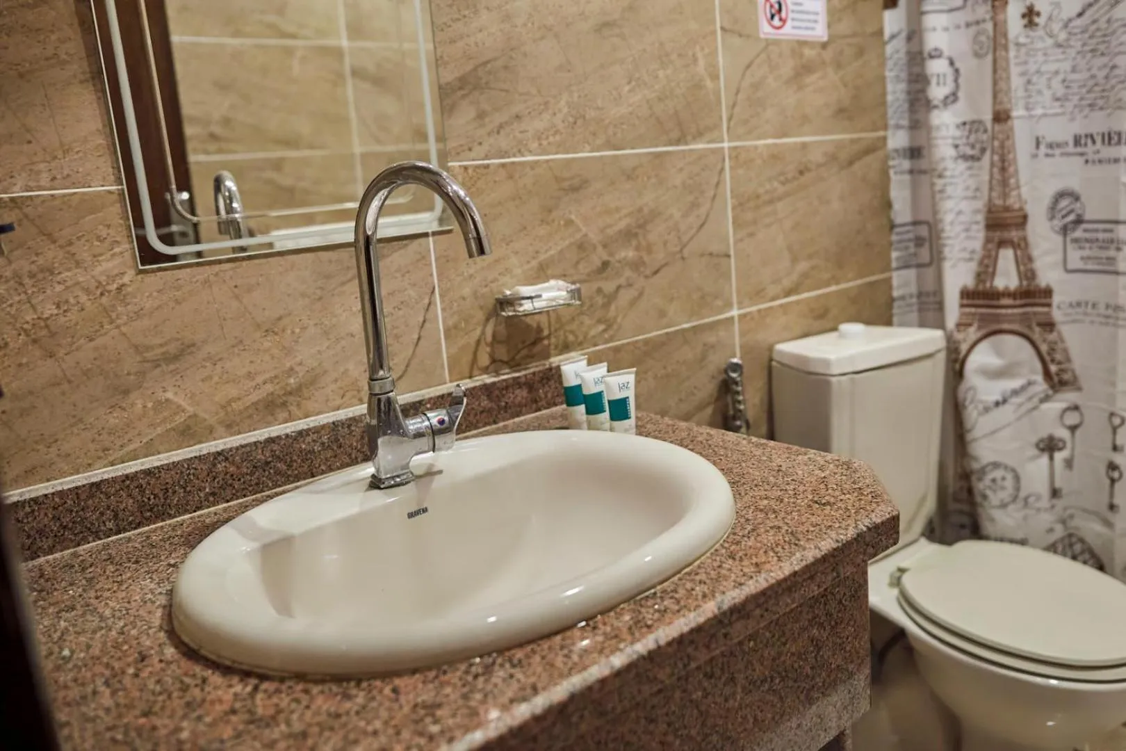 Toilet in Grand Pyramid View Hotel