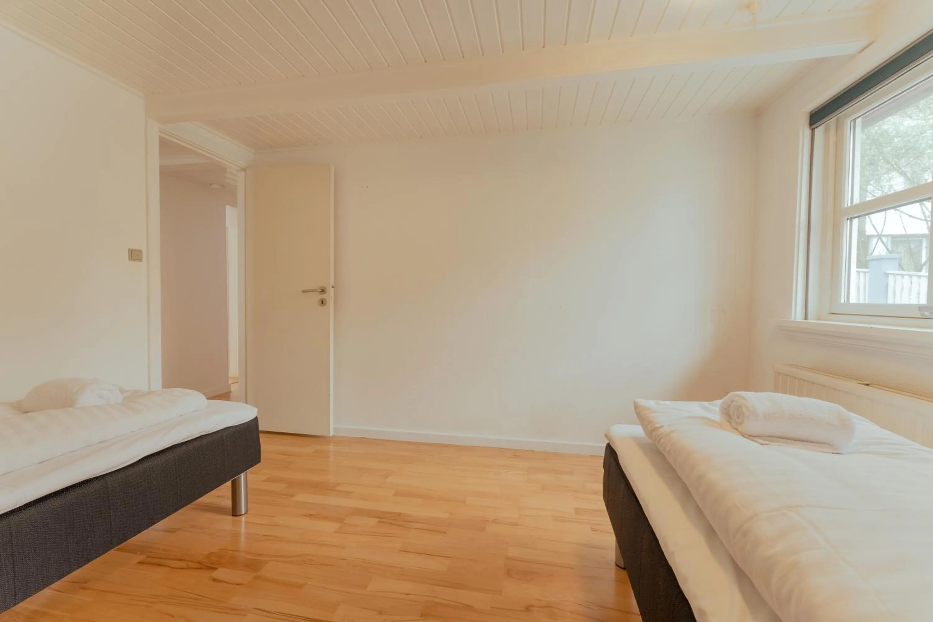 Bed in Harbour View / 2BR / City Centre