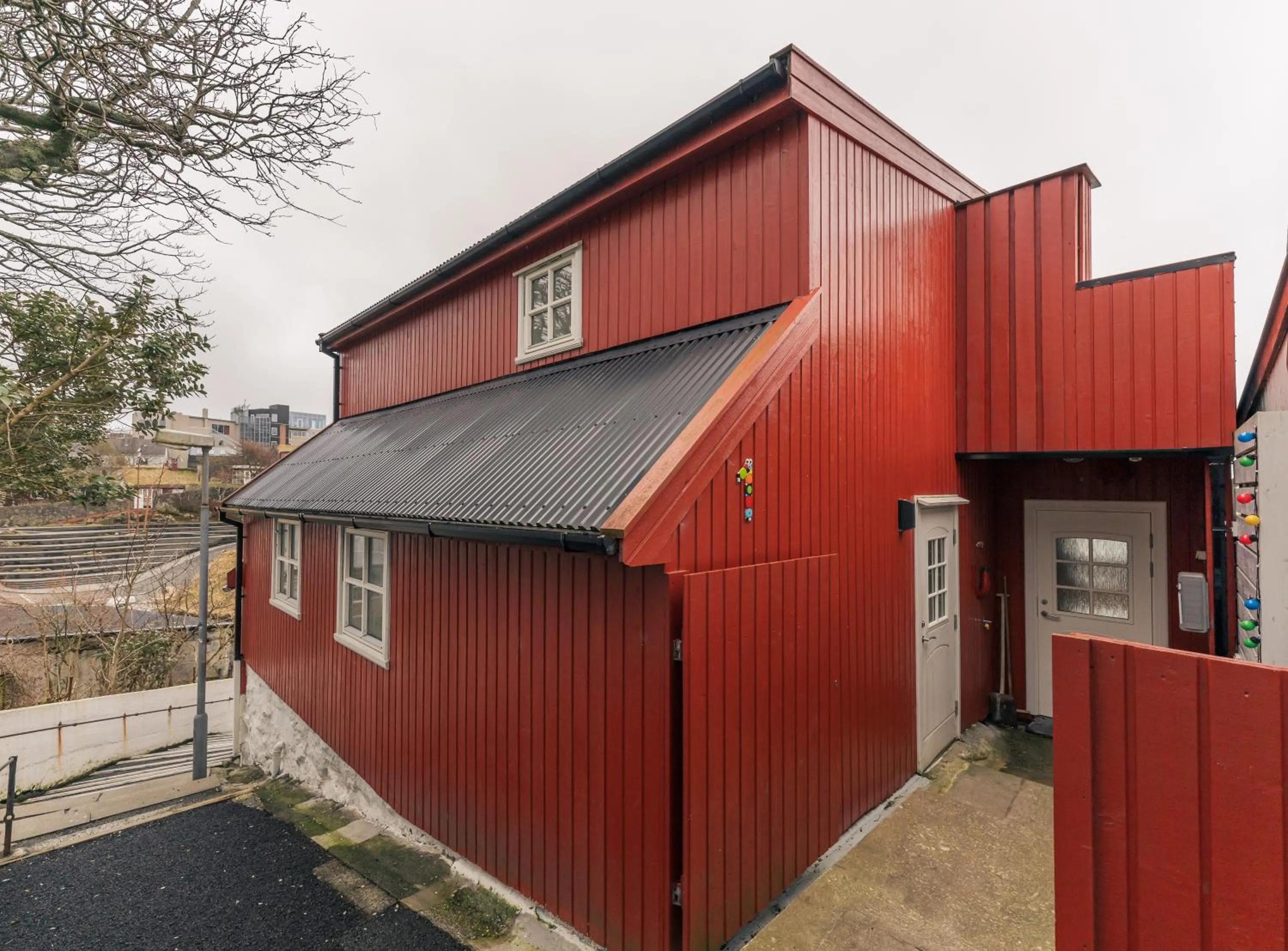 Property building in Harbour View / 2BR / City Centre