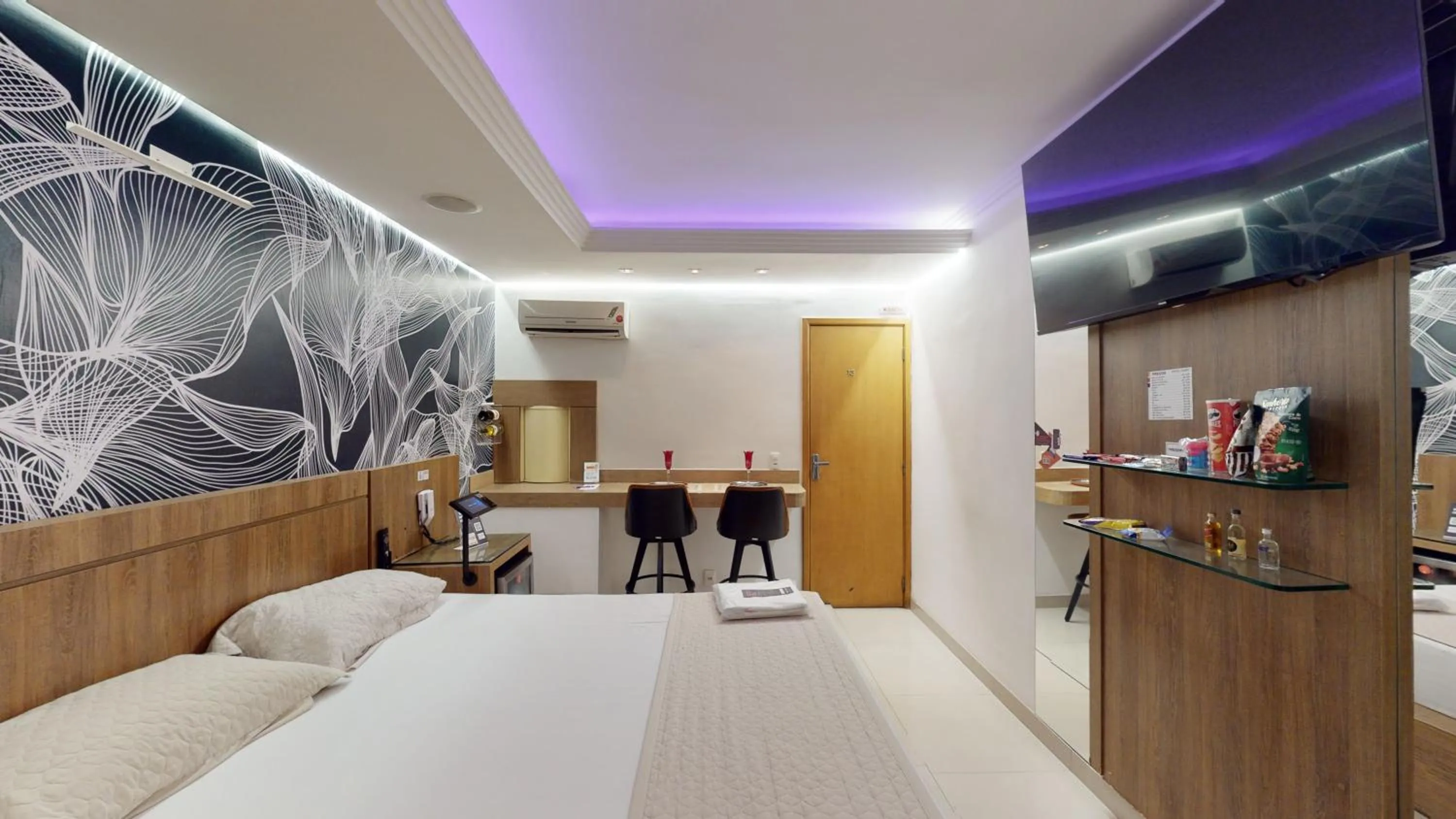 Bed in Motel DUBAI BH