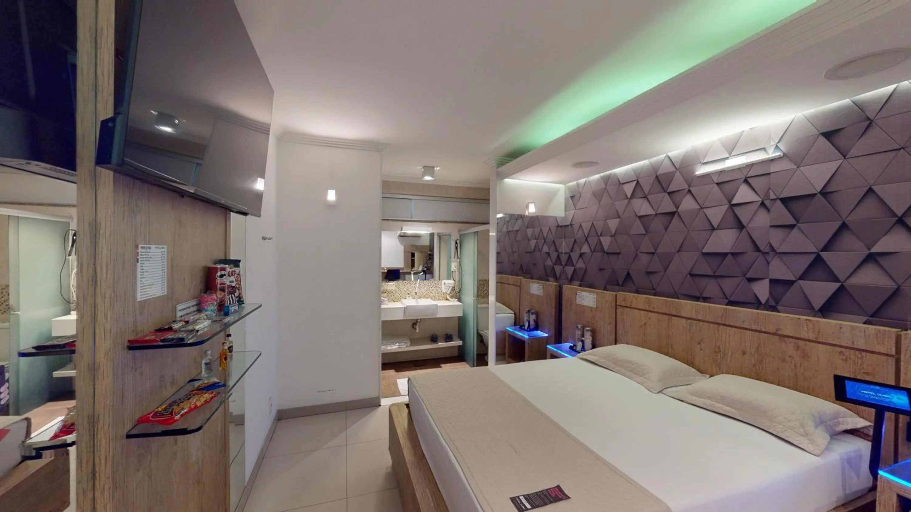 Bed in Motel DUBAI BH