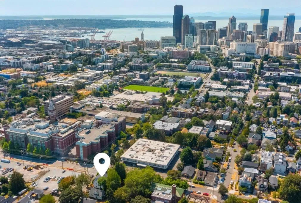 The Sweetest Hill - 81 Walkscore!