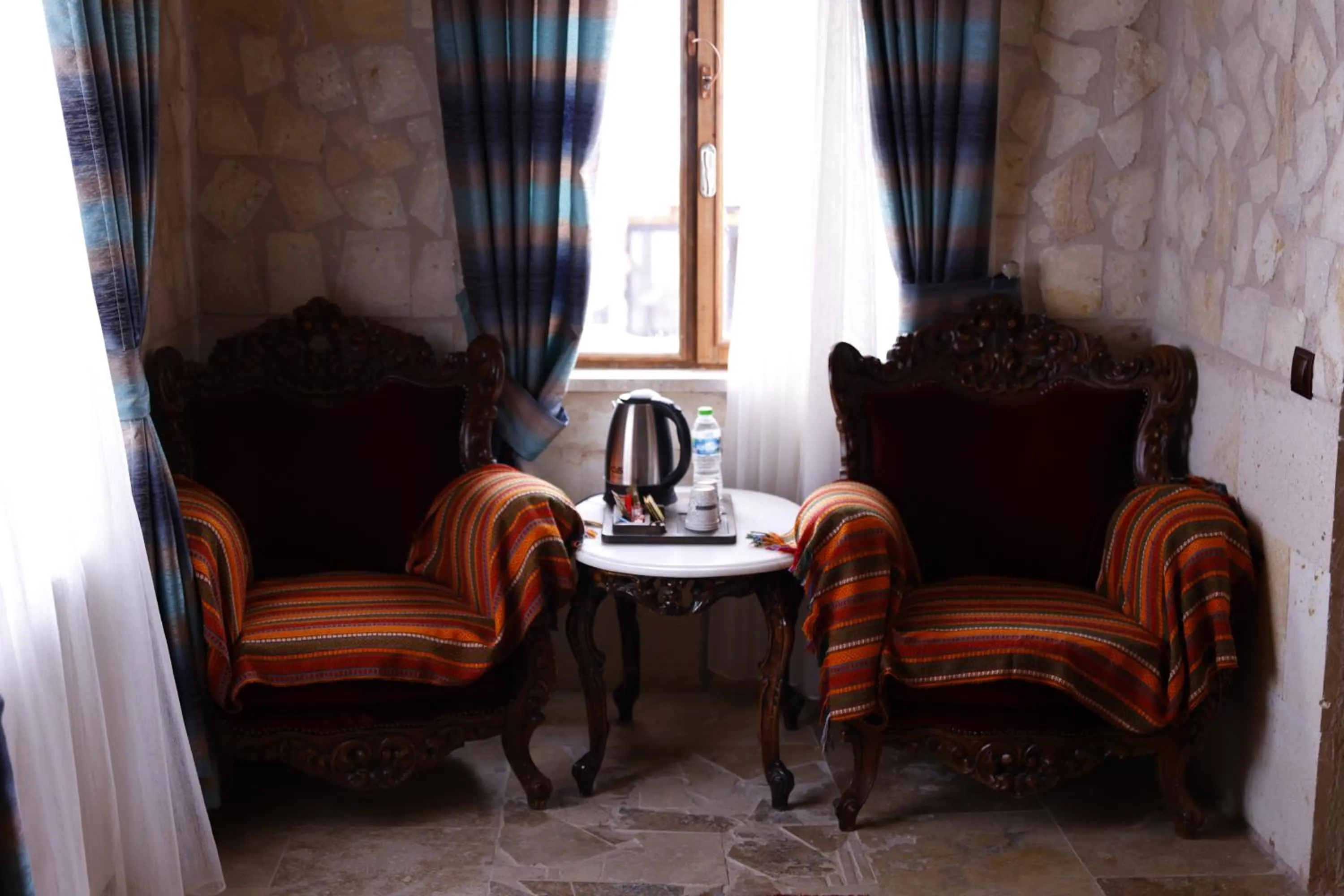 Coffee/tea facilities in Kale House Nar