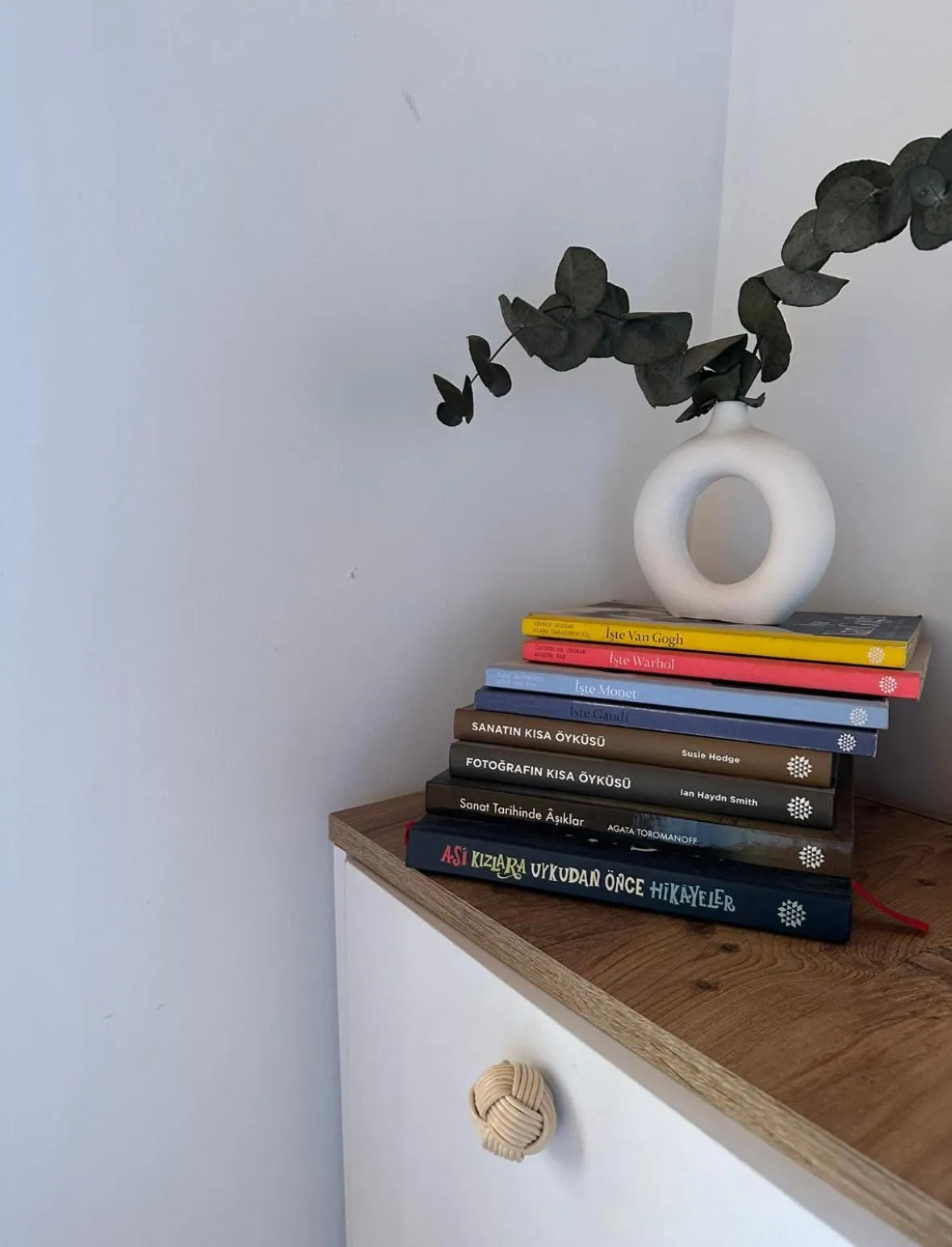 Decorative detail in Hanole Guest House