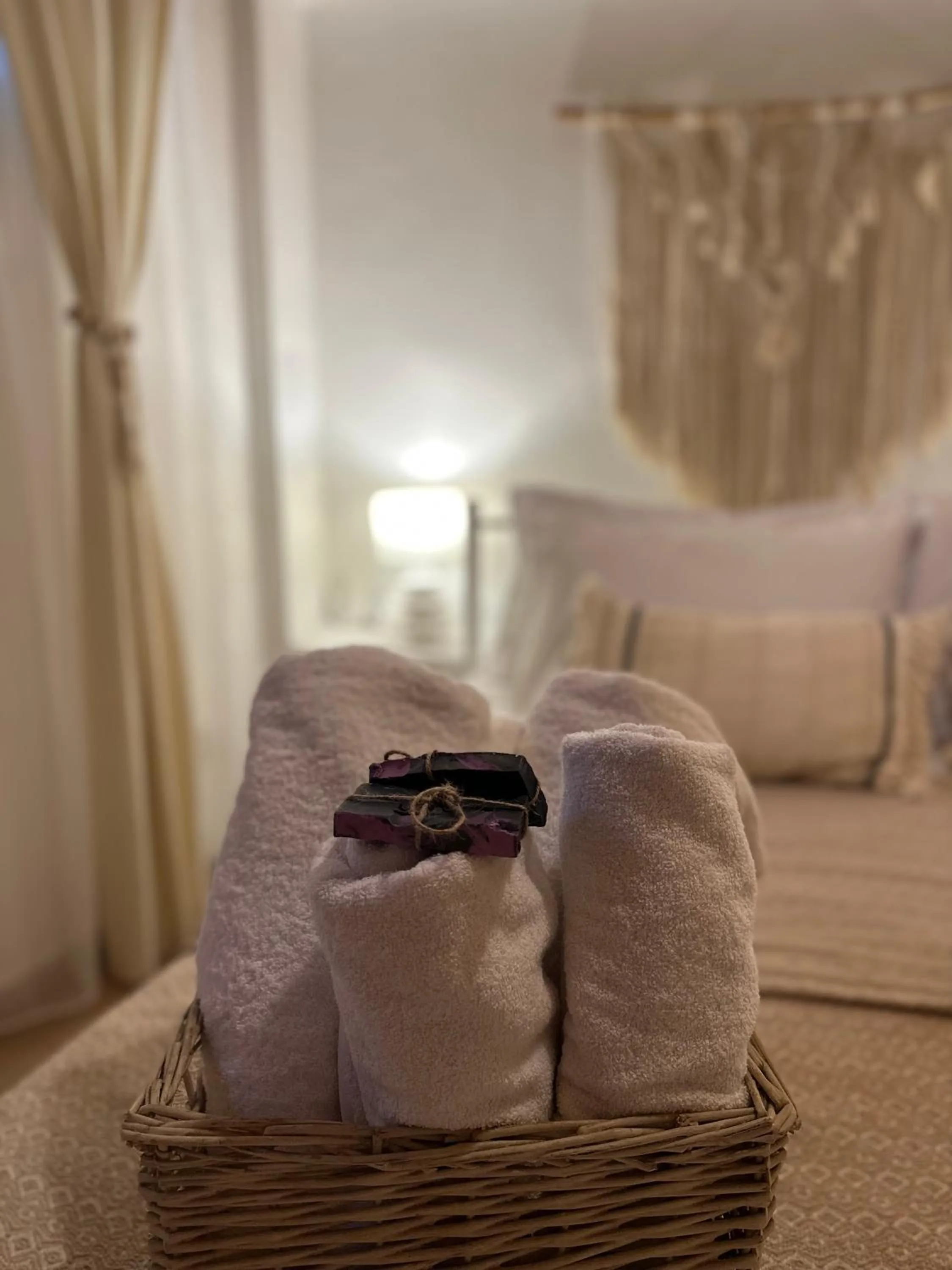 towels, Bed in Hanole Guest House