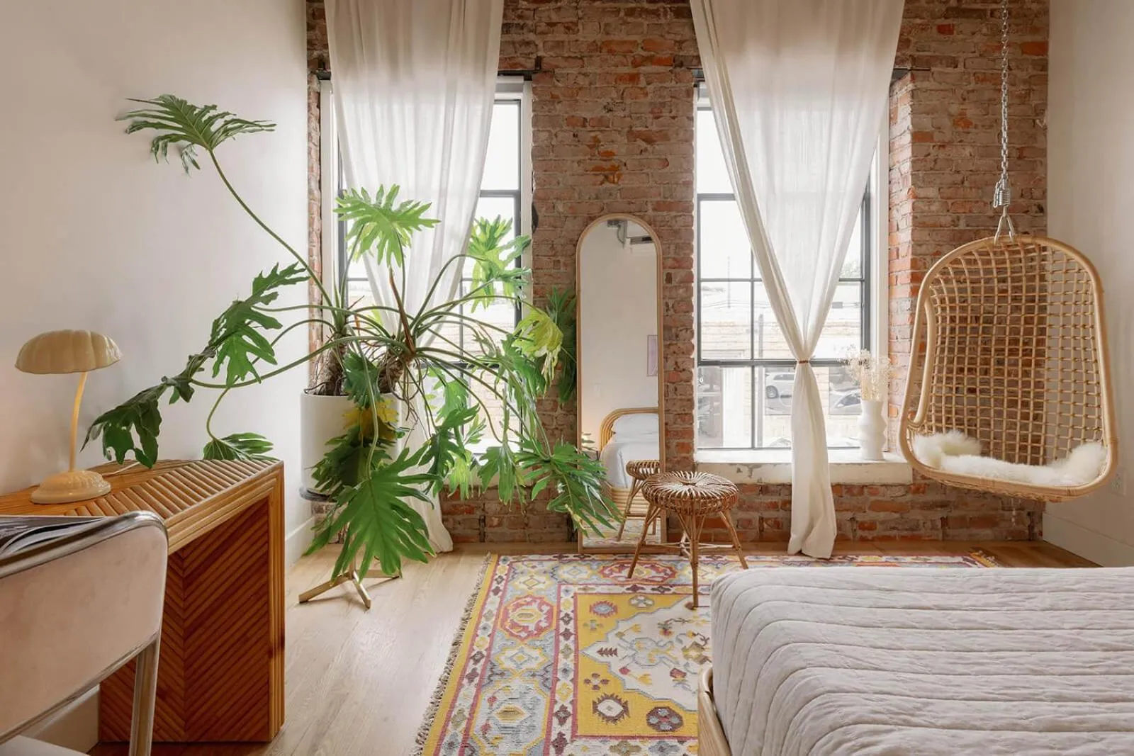 Bed in Hotel No-Vacancy