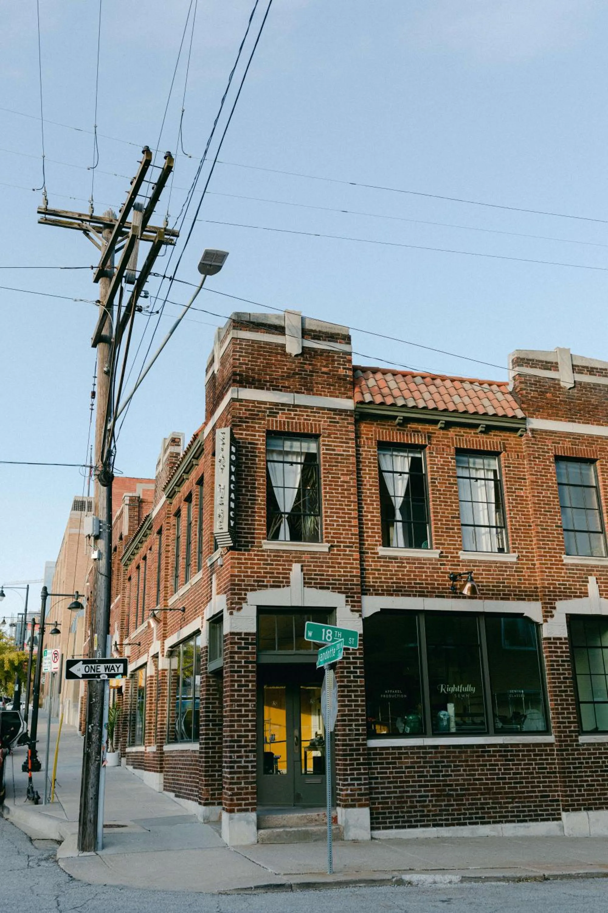 Property building in Hotel No-Vacancy