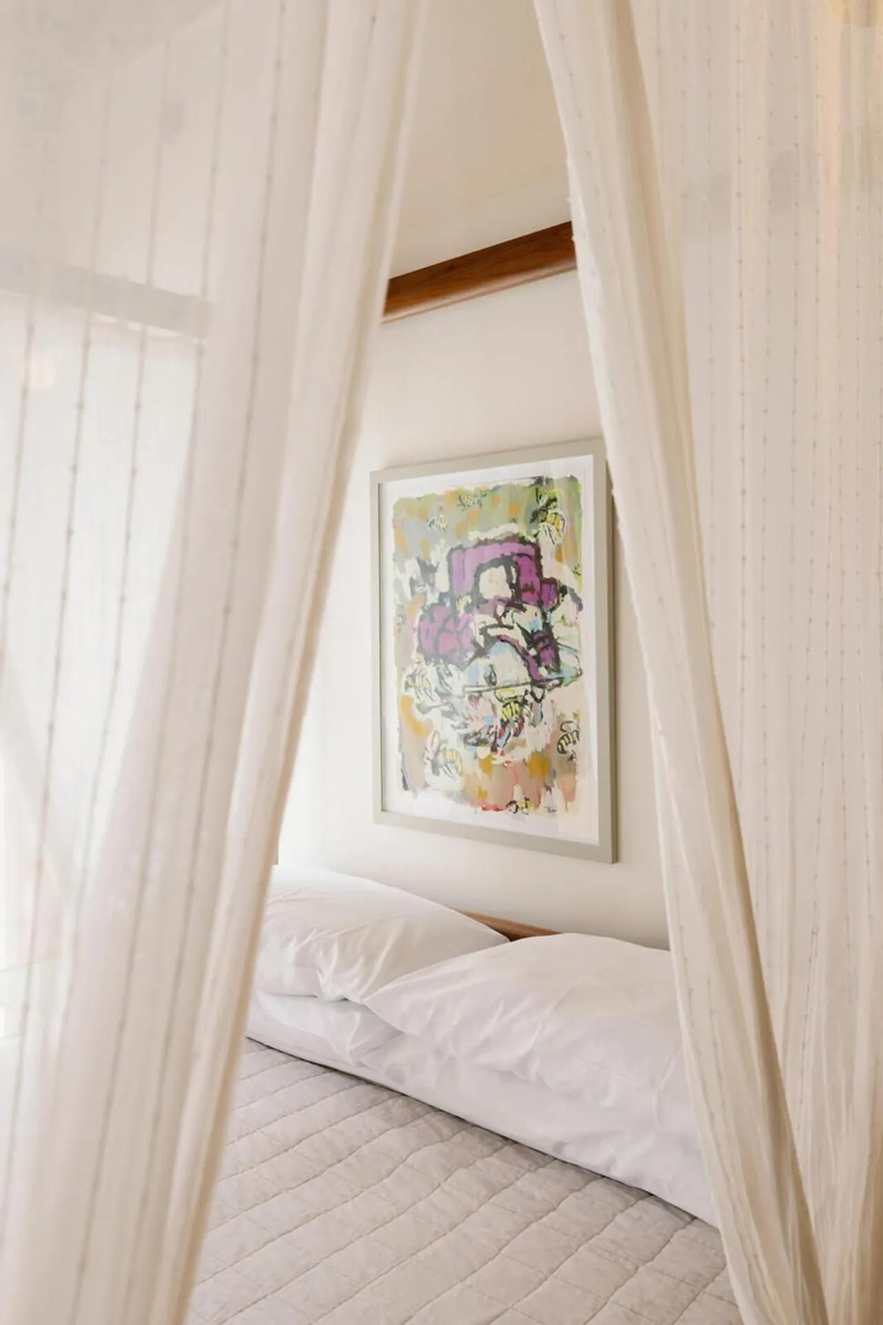 Bed in Hotel No-Vacancy