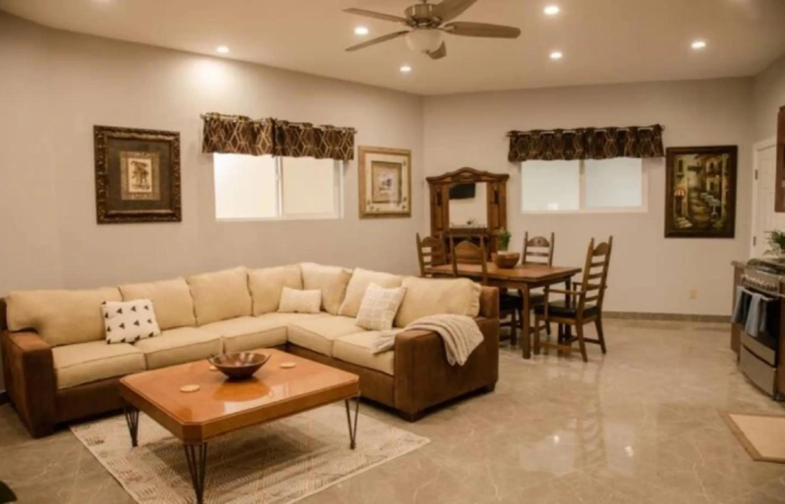 Seating area in Capitan Boutique Resort