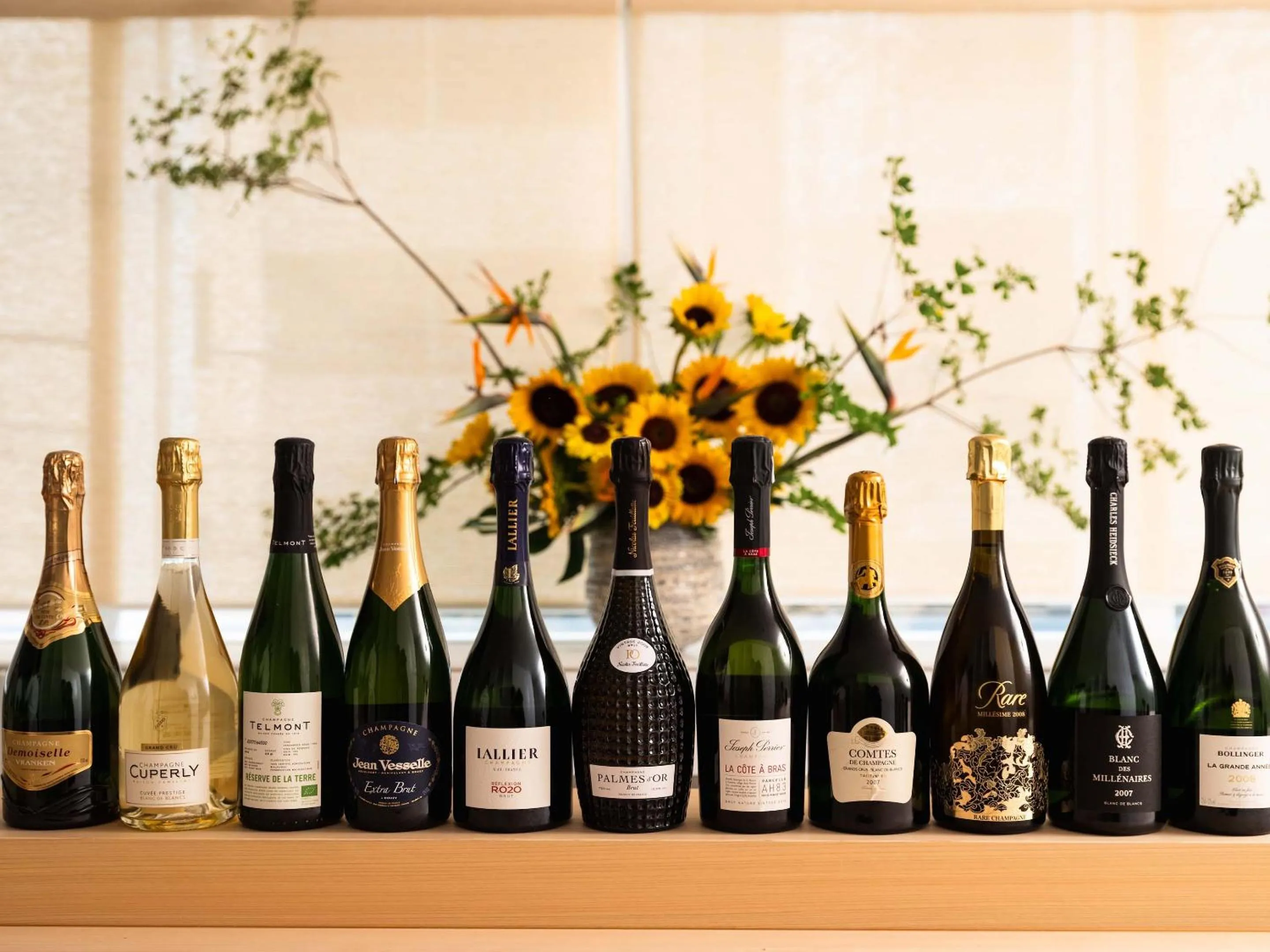 Restaurant/places to eat in CUVEE J2 HOTEL OSAKA by Onko Chishin