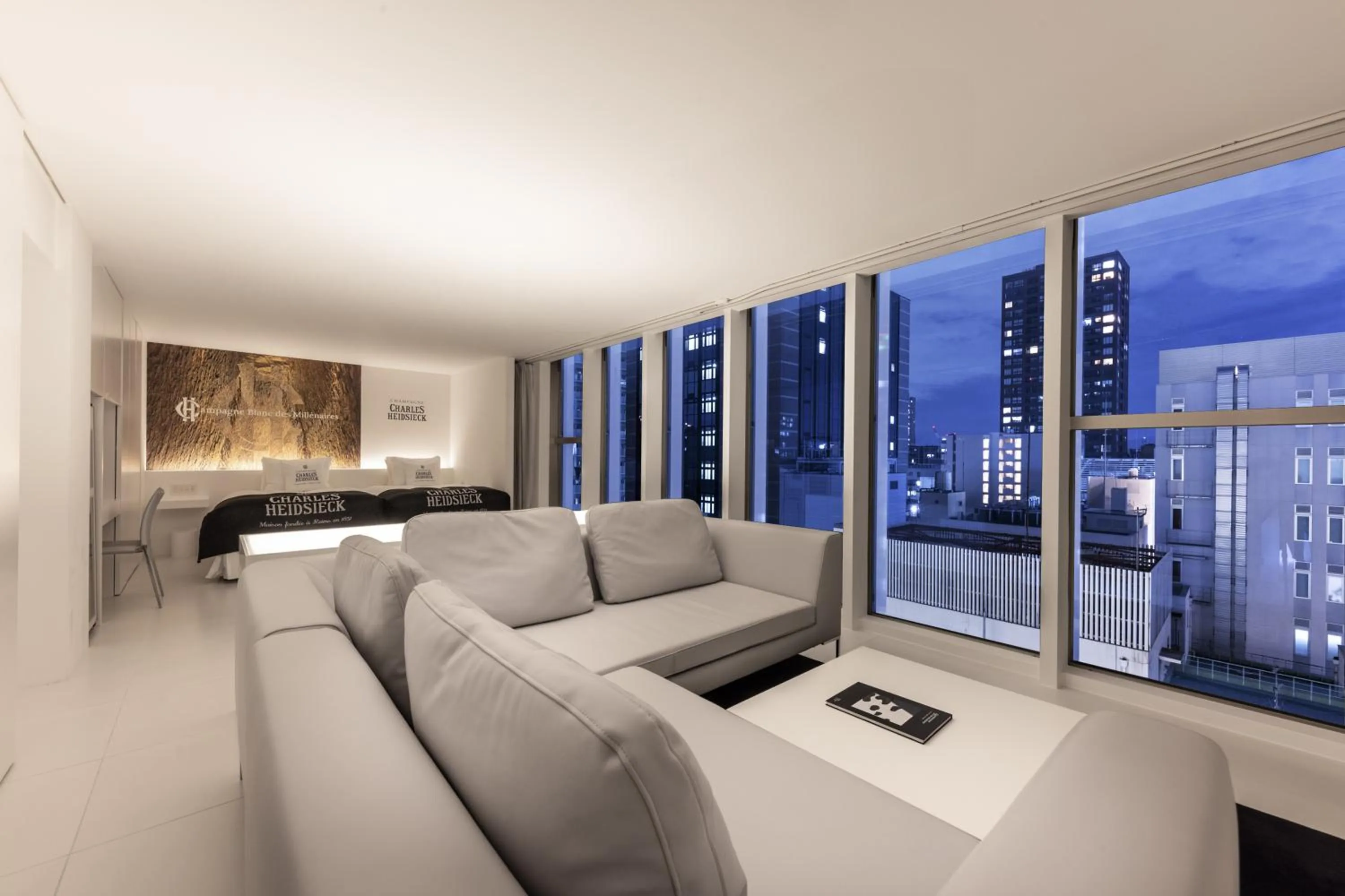 Bed in CUVEE J2 HOTEL OSAKA by Onko Chishin