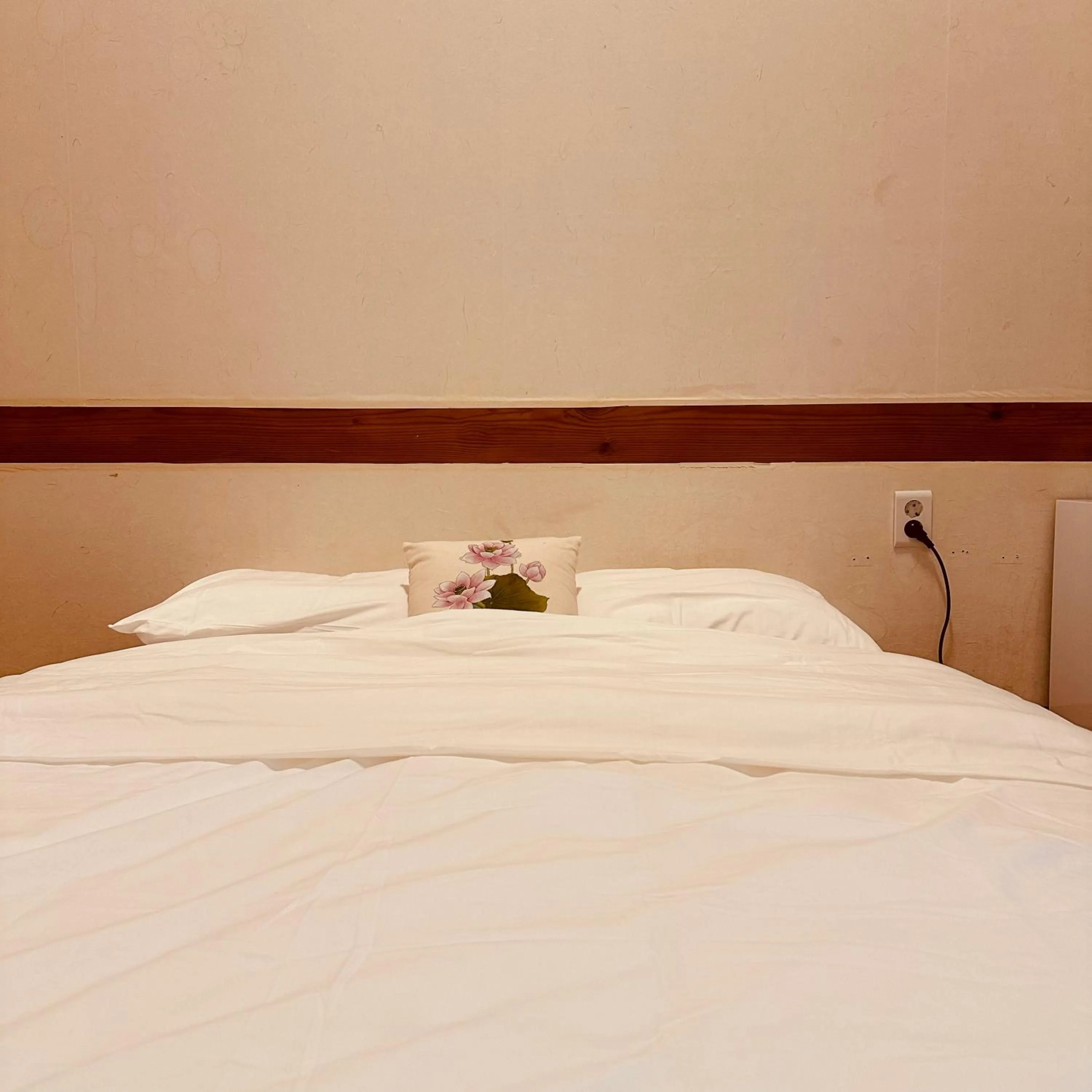 Bed in Jeonju Hanok village Deoksugung