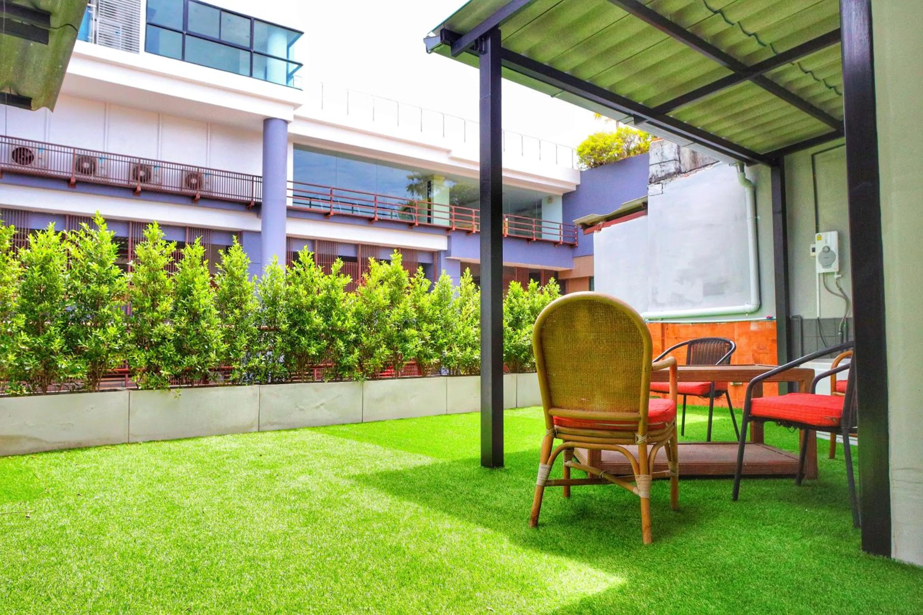 sunbed in Aloft Hotel and Hostel Pattaya