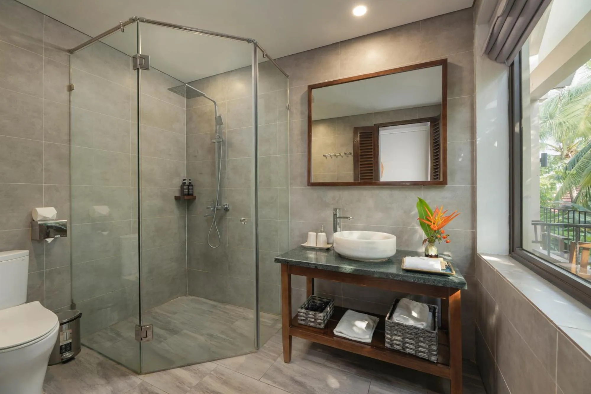 Shower in Coco Island Resort Ninh Binh