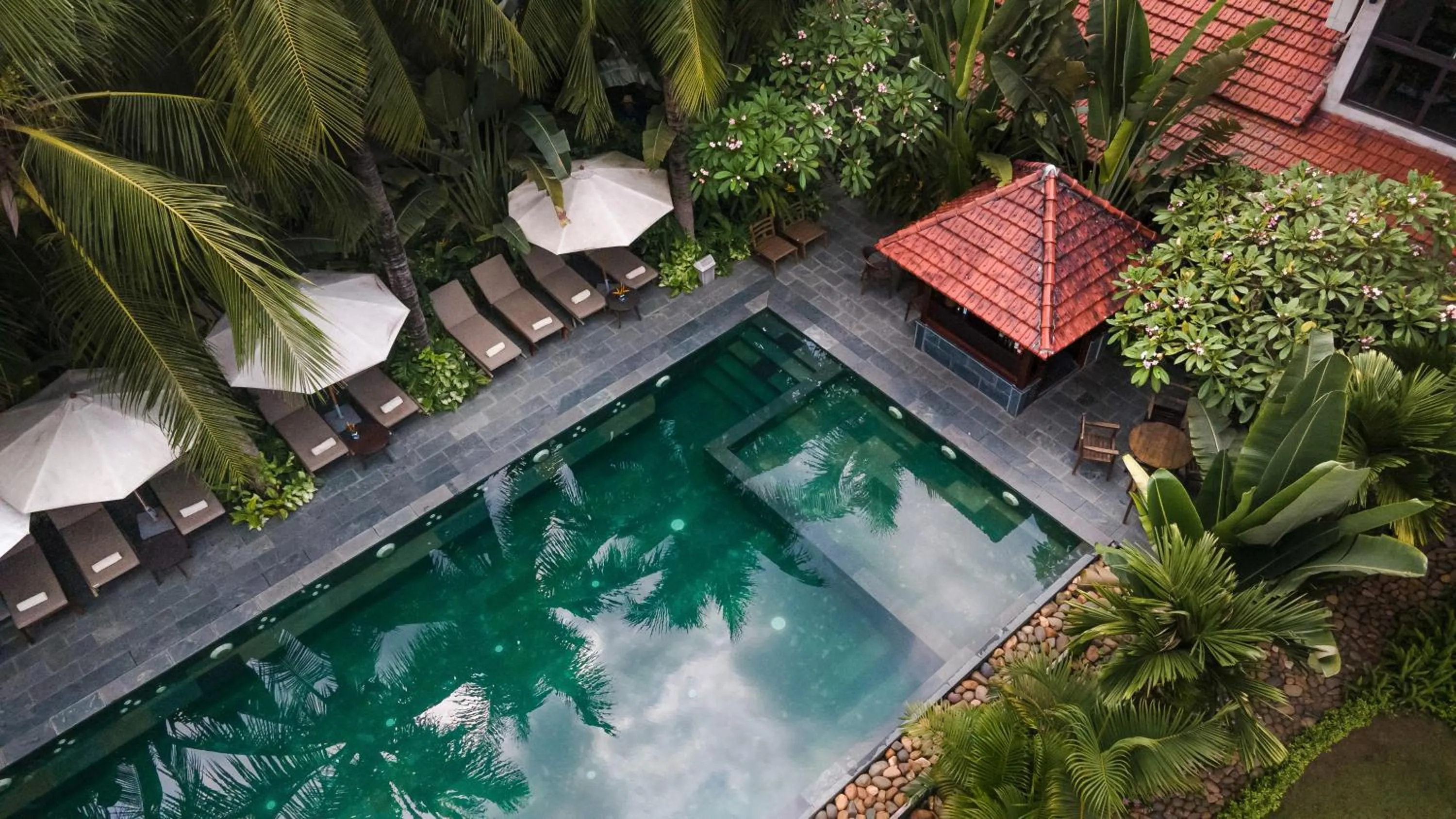 Day in Coco Island Resort Ninh Binh