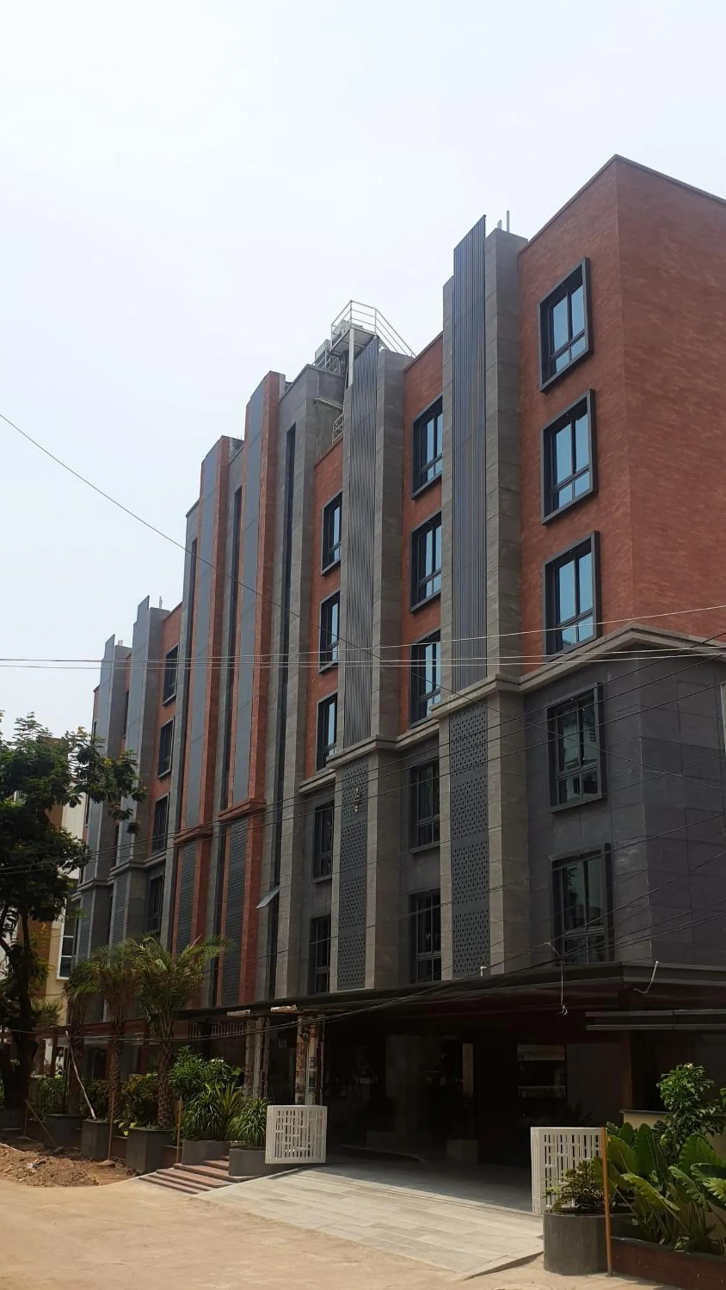 Property building in Hotel Silver Clé