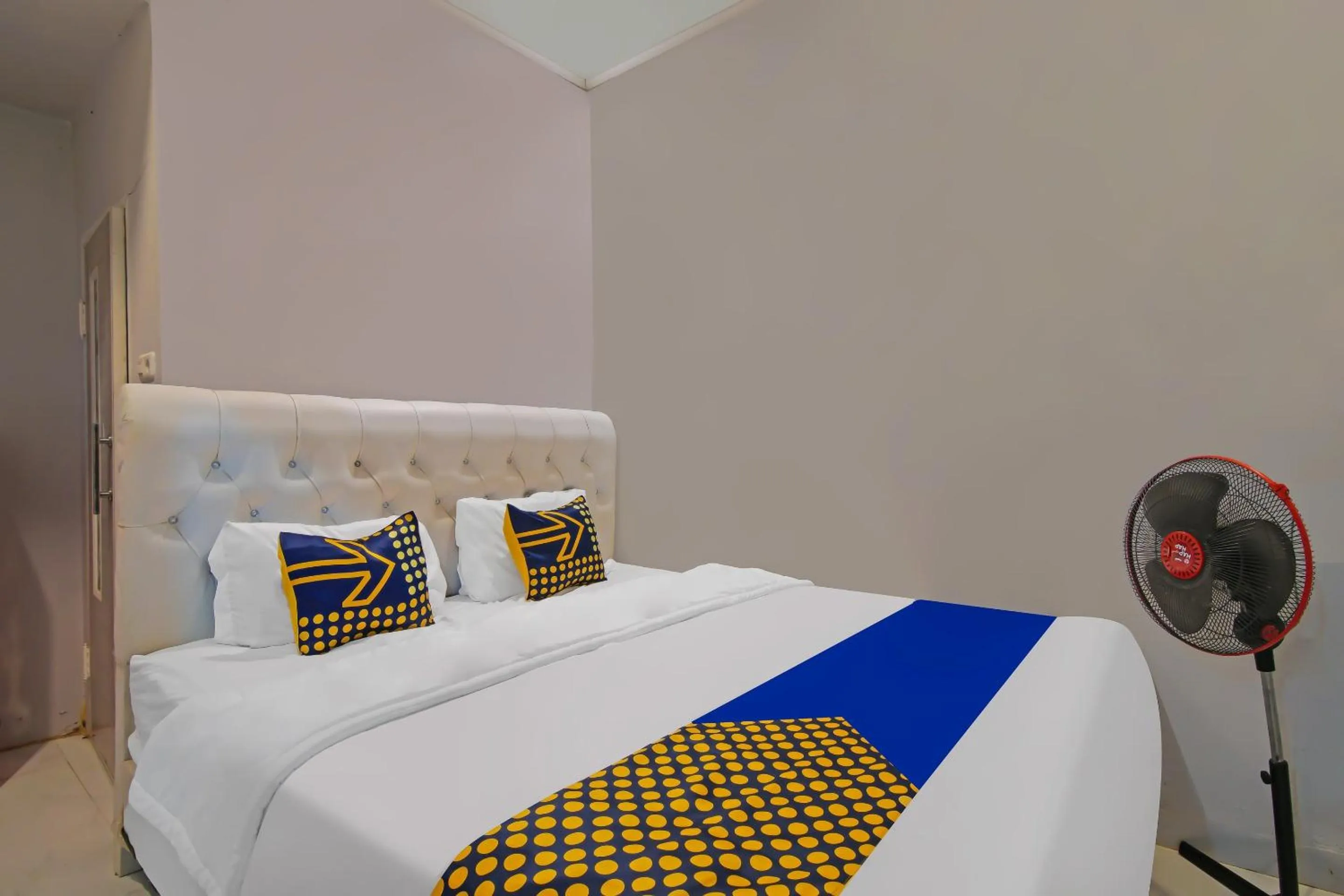 Bedroom, Bed in Hotel O Putri Guest House Syariah Near SPBU Rimbo Panjang