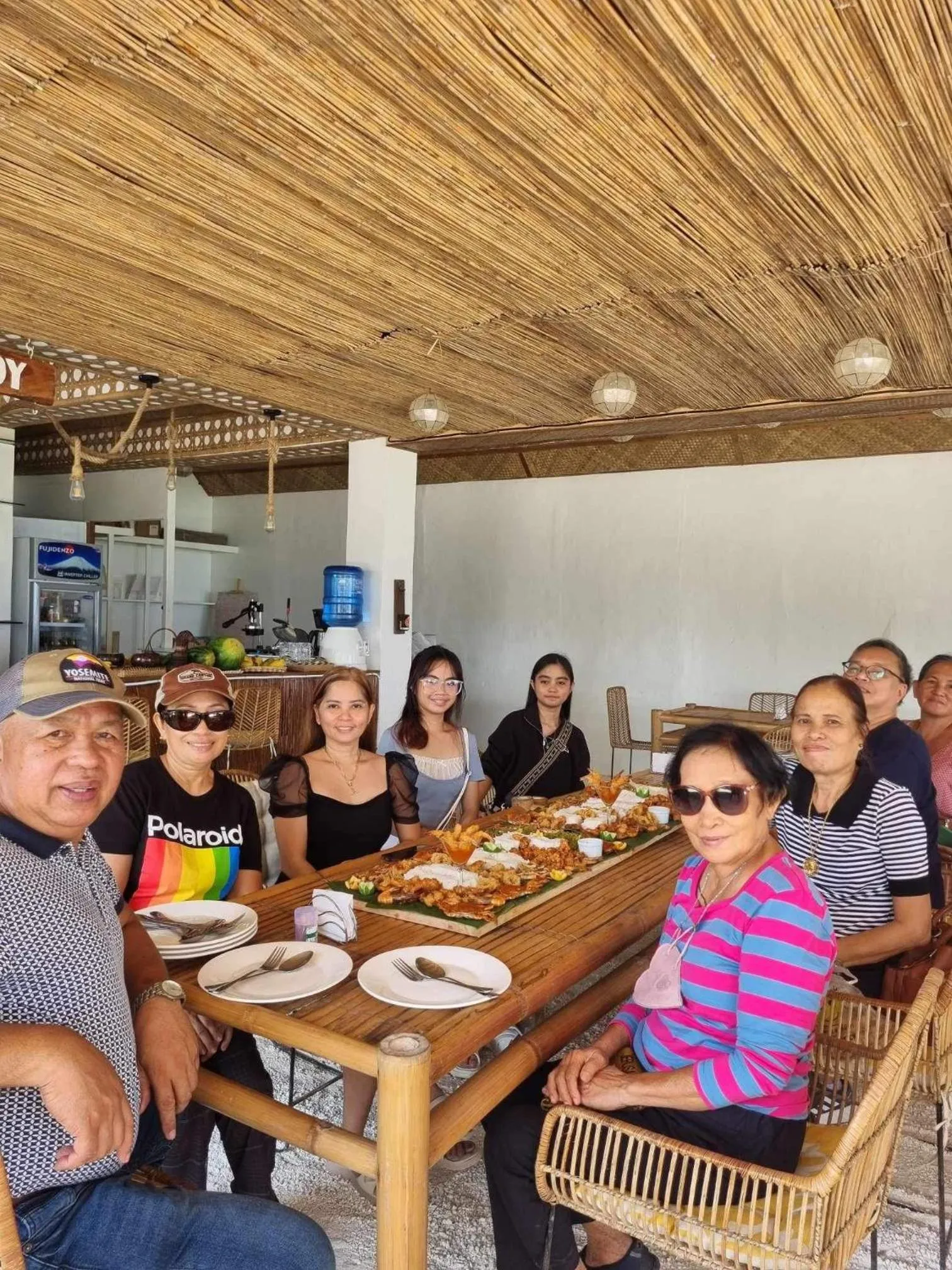 On Board Panglao Beach Hostel & Resort with FREE MOTORBIKE