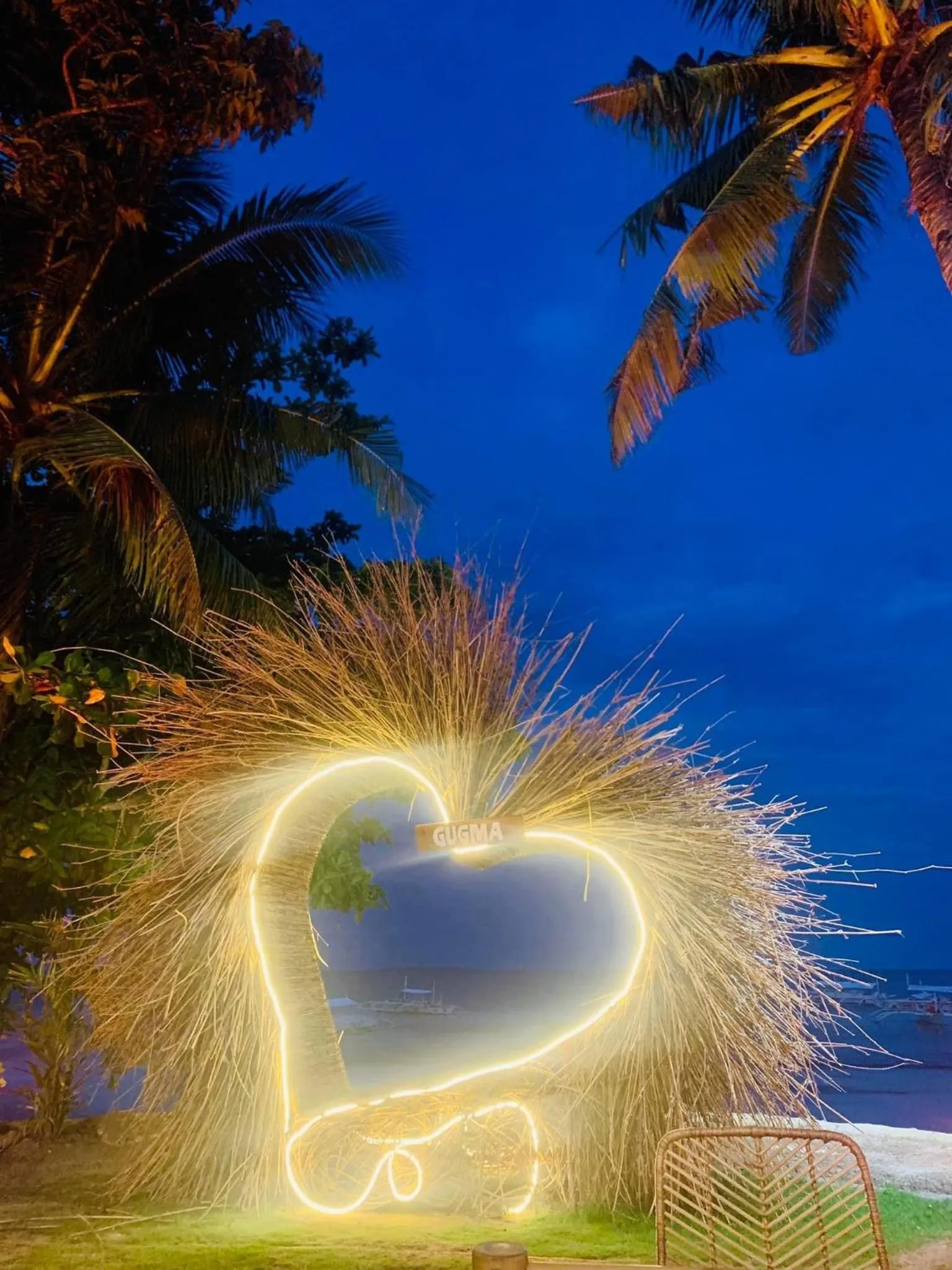 On Board Panglao Beach Hostel & Resort with FREE MOTORBIKE