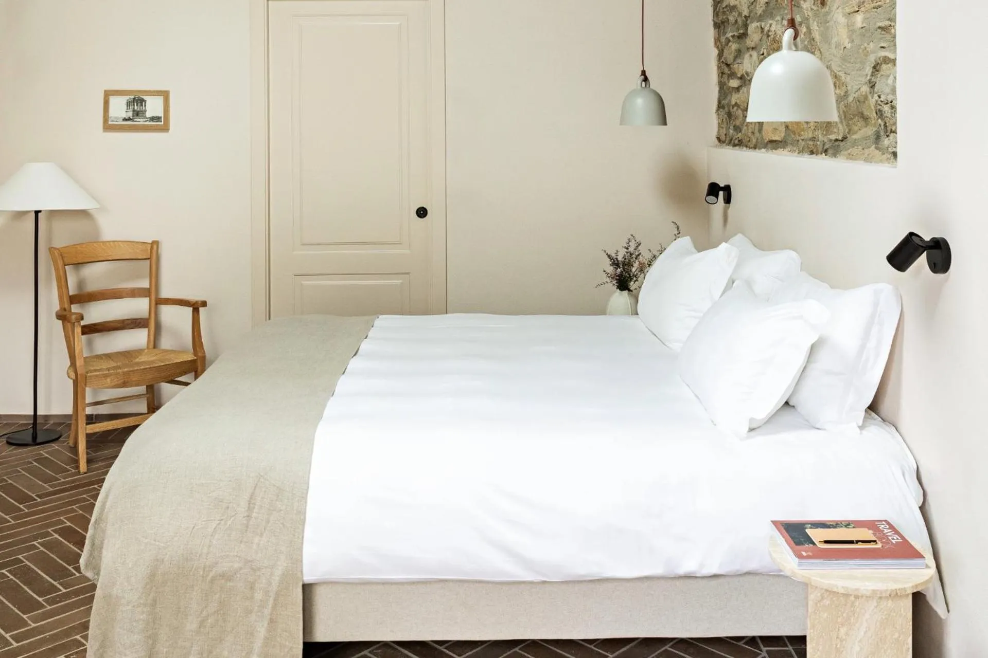 Bed in Pieve Aldina Relais & Châteaux