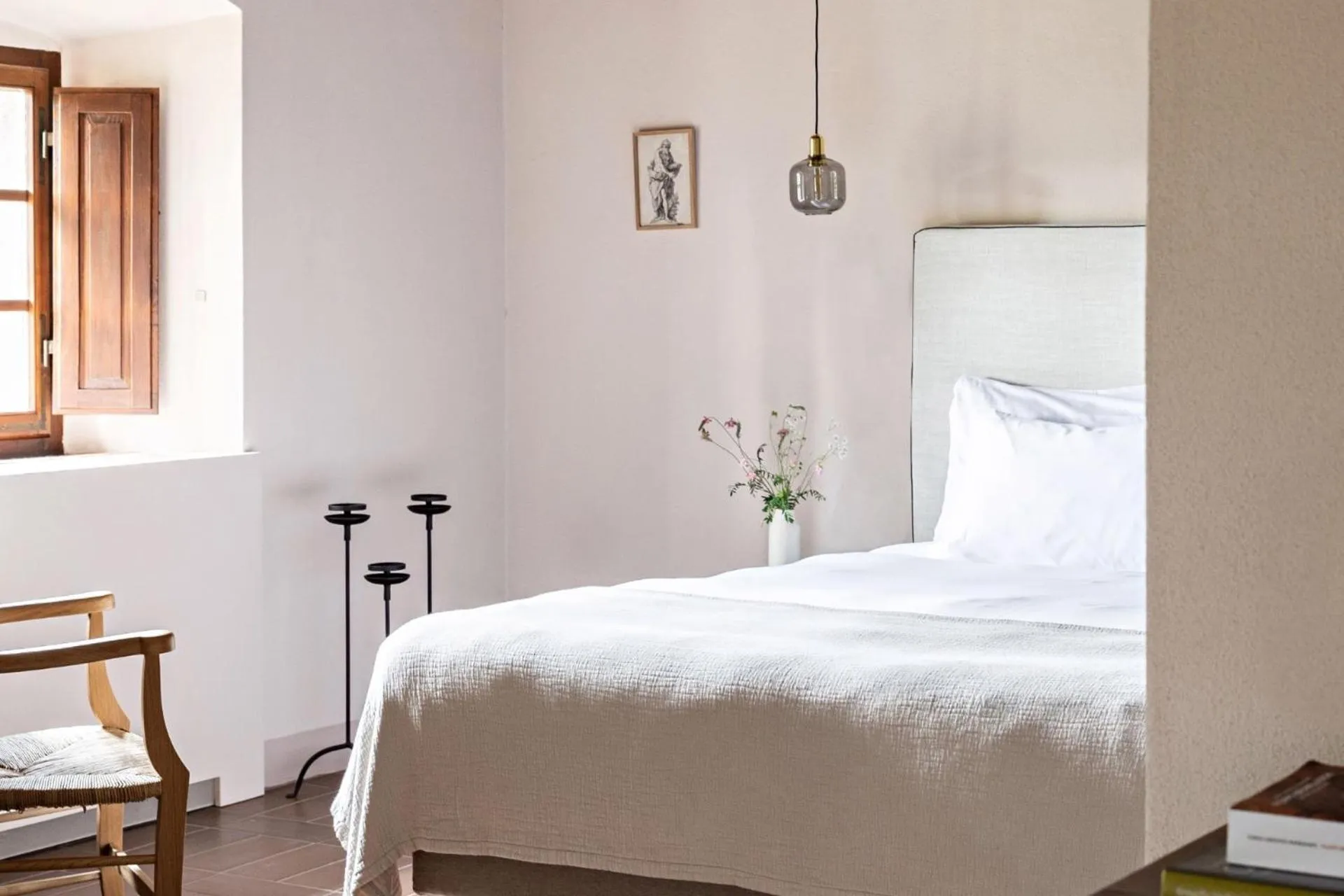 Bed in Pieve Aldina Relais & Châteaux