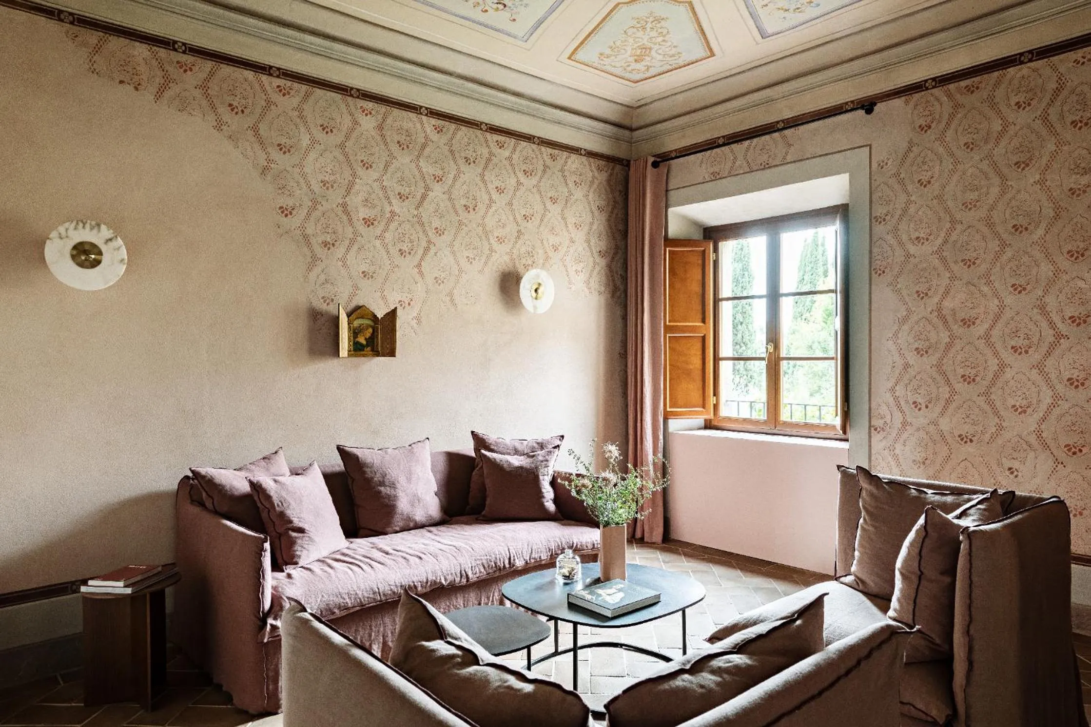 Seating area in Pieve Aldina Relais & Châteaux