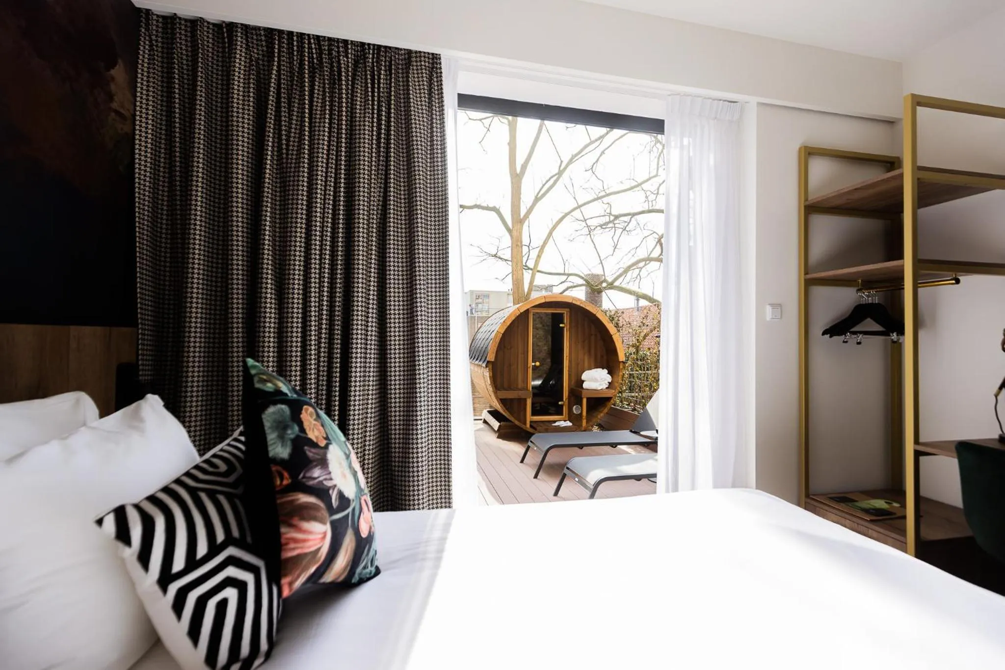 Sauna, Bed in City Hotel Haarhuis, World Hotels Crafted Collection