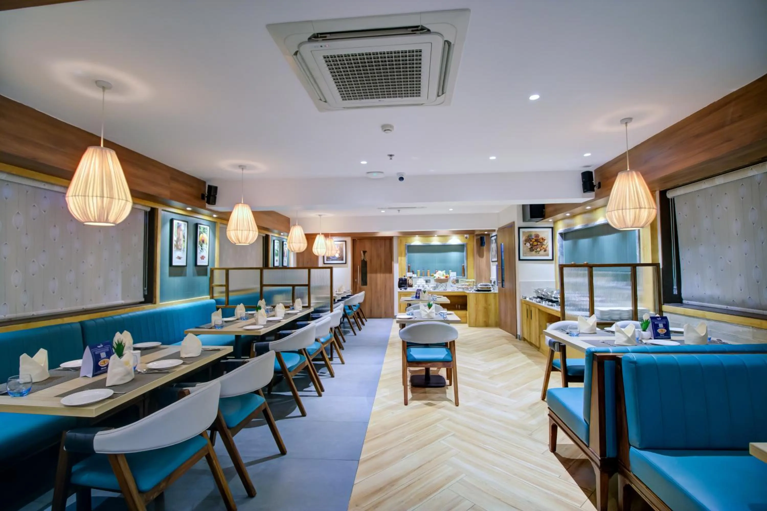 Restaurant/places to eat in Cozzet Victoria Hotel