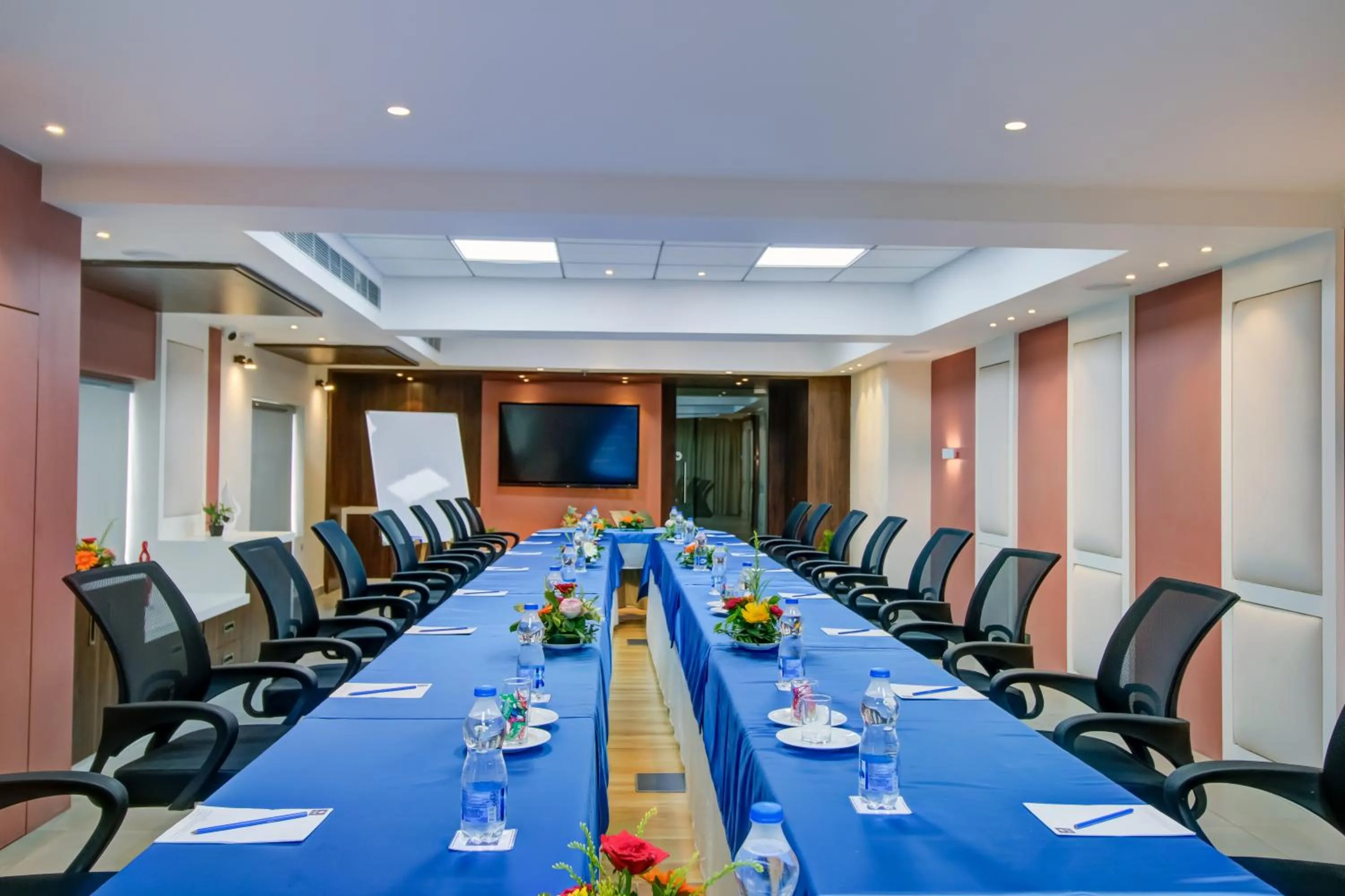 Cozzet Victoria Hotel