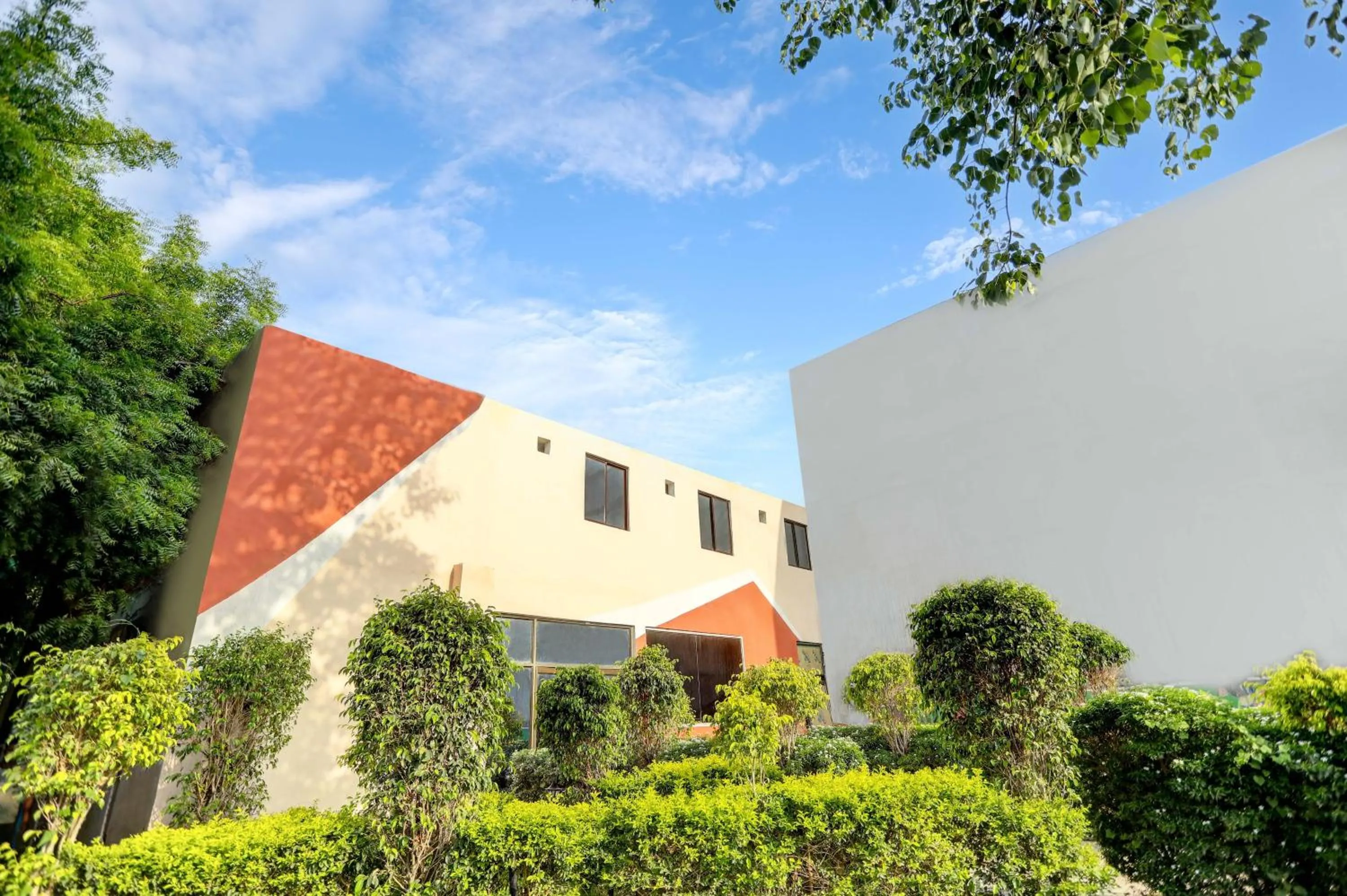Facade/entrance in Hotel O BABA Hotel & Restaurant