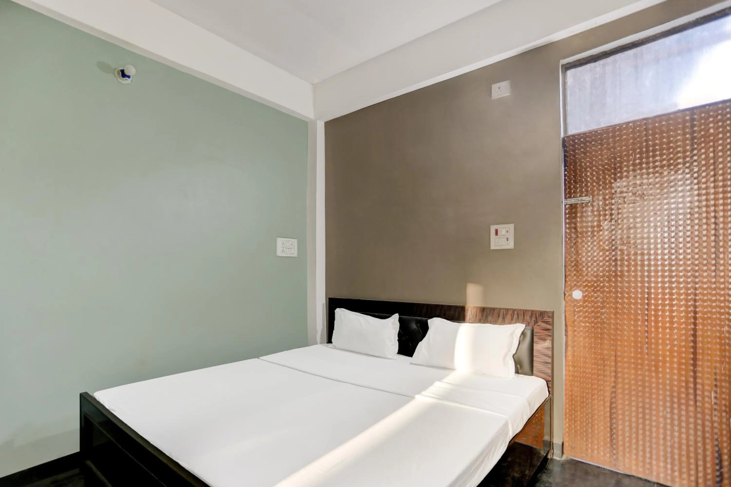 Bedroom, Bed in Hotel O BABA Hotel & Restaurant