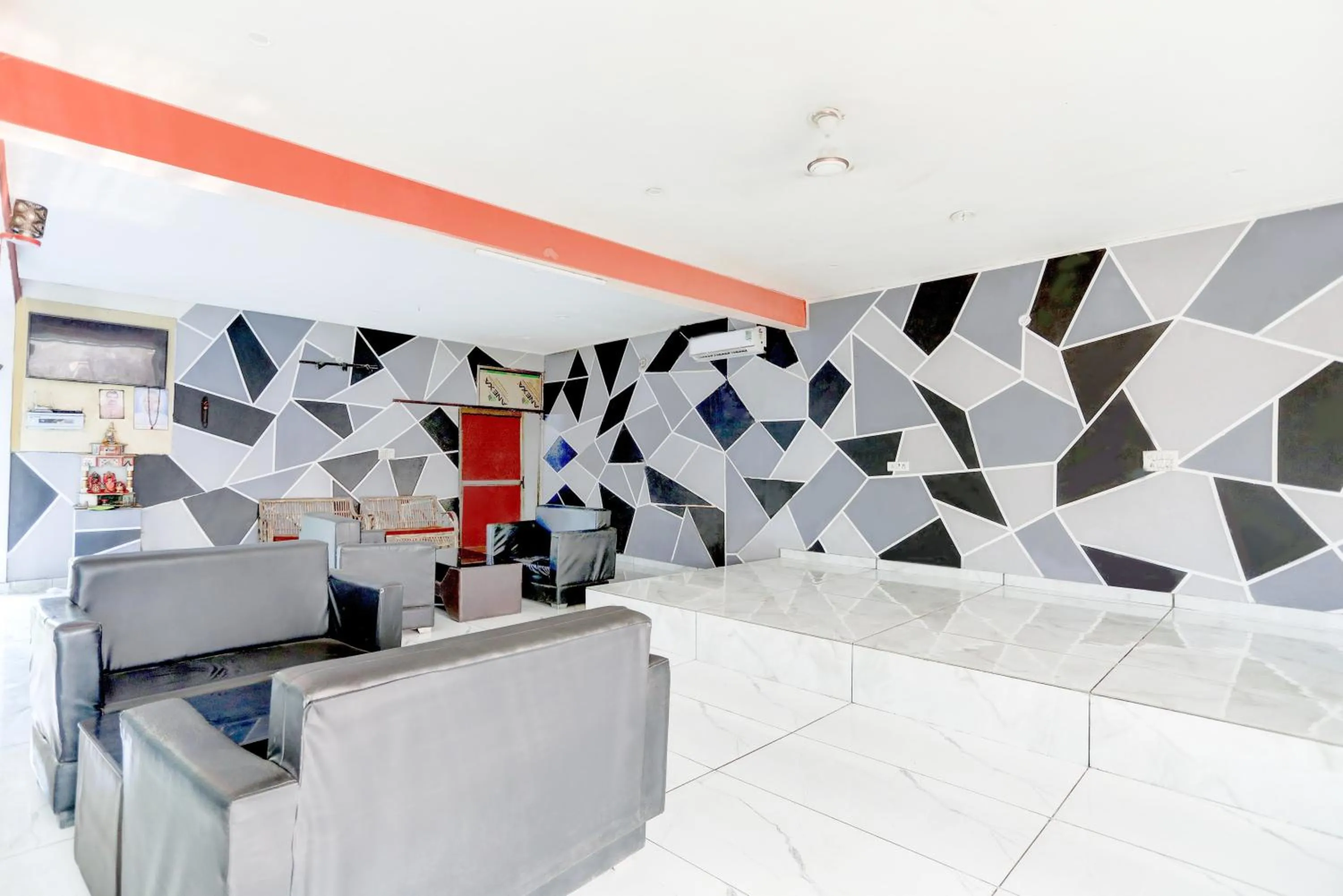 Lobby or reception in Hotel O BABA Hotel & Restaurant