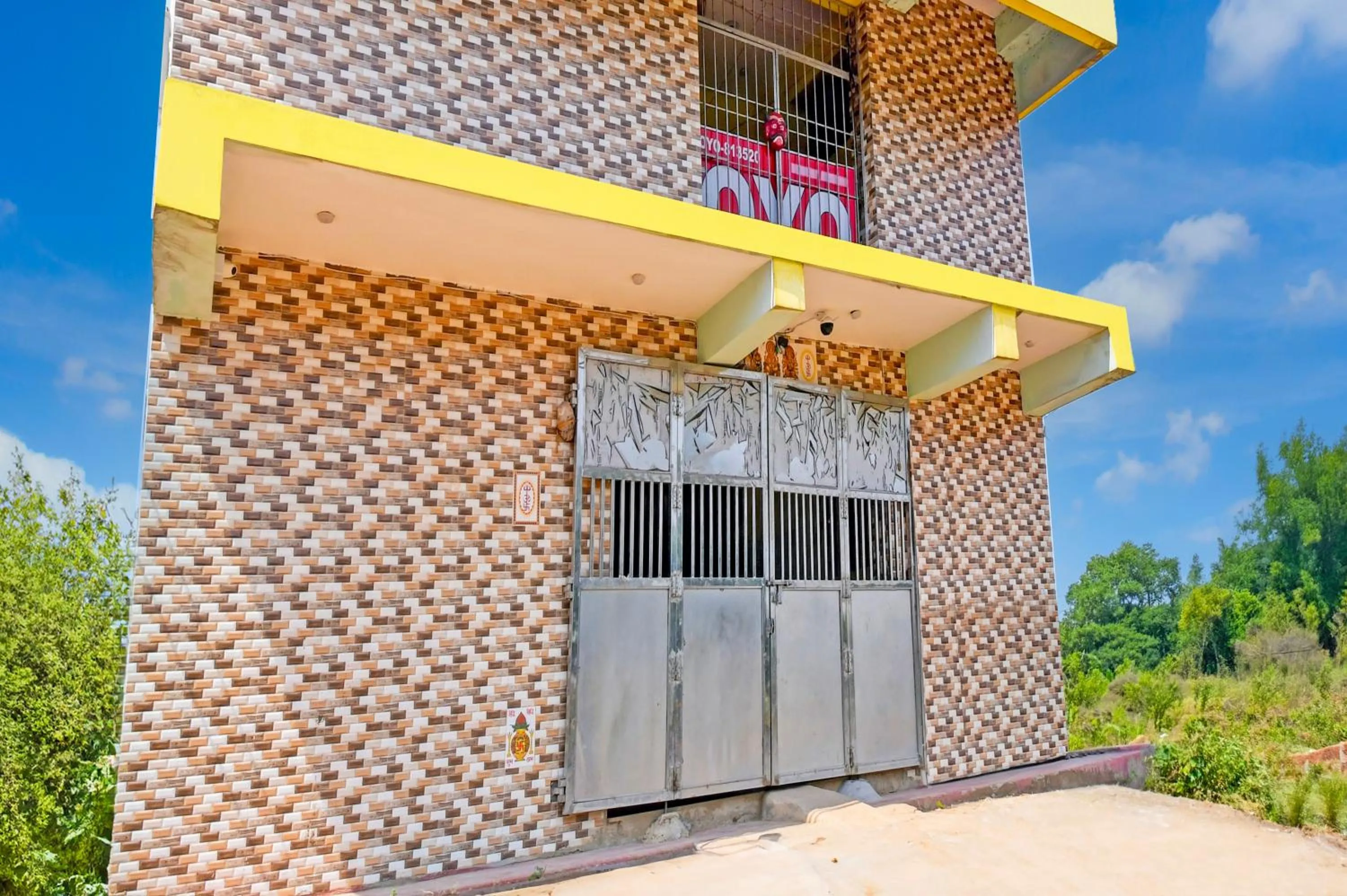 Facade/entrance in Hotel O City Dreams