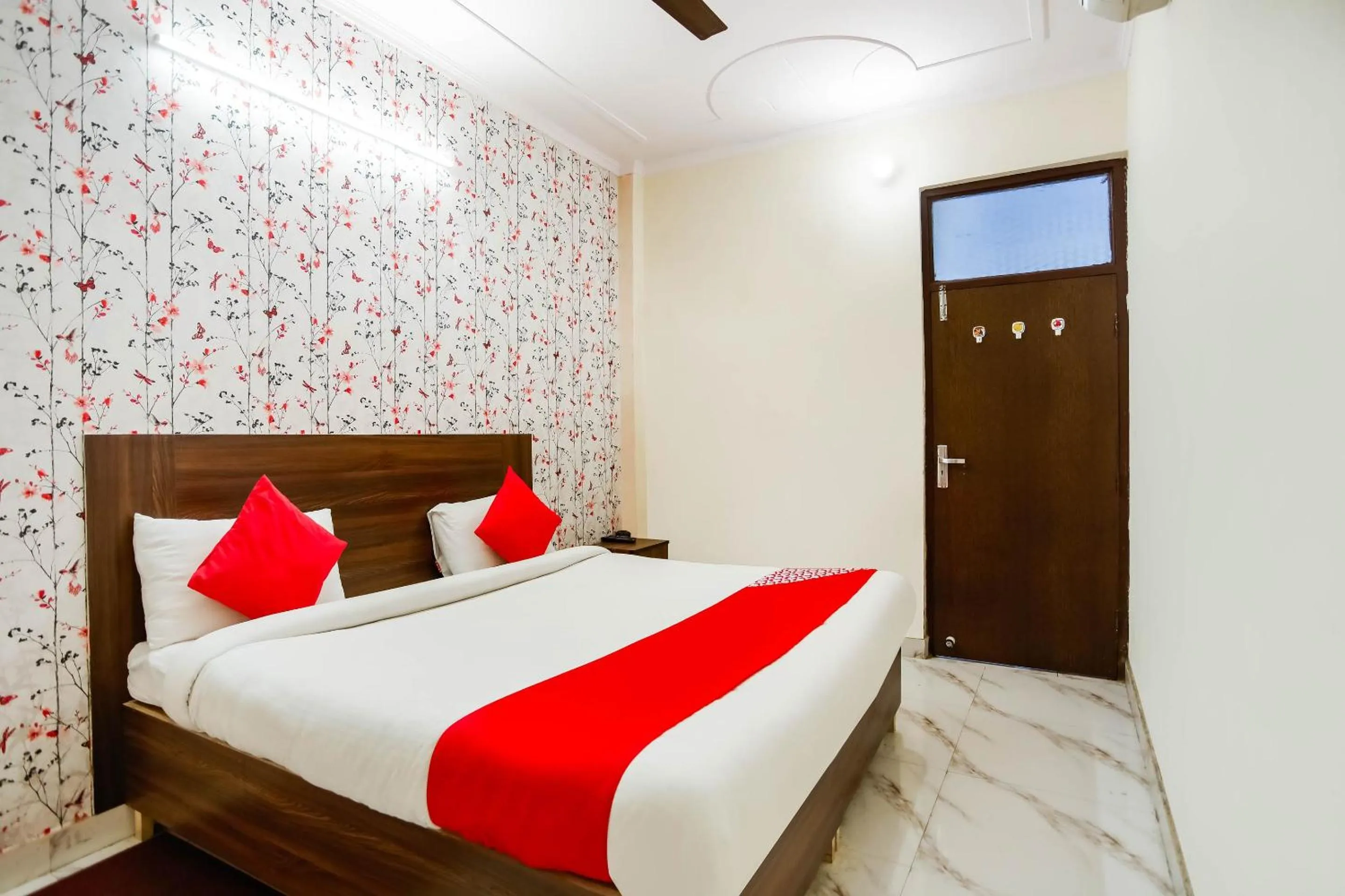 Bedroom, Bed in Hotel O Discovery