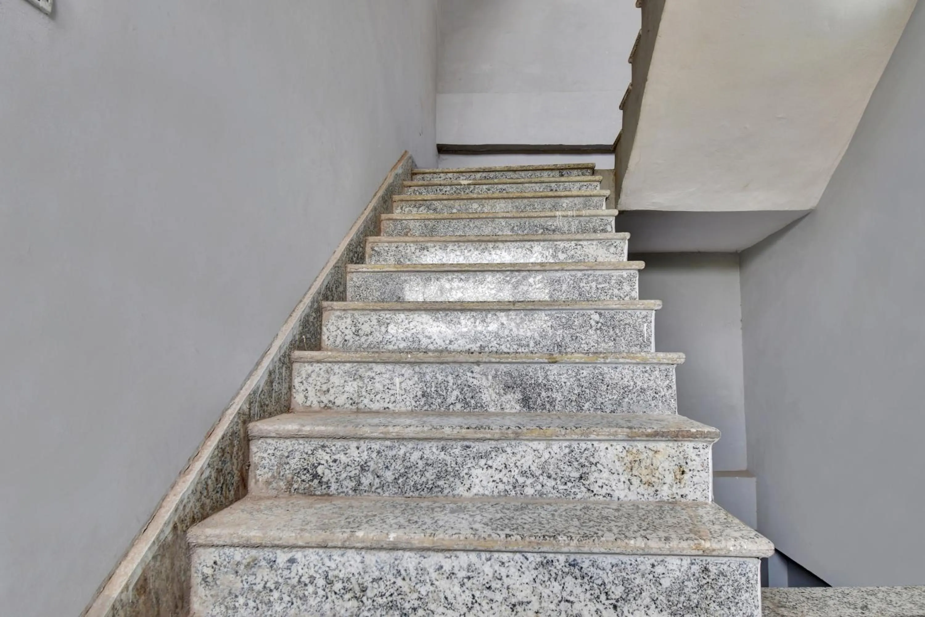 Lobby or reception in Hotel O by OYO Royal Paradise