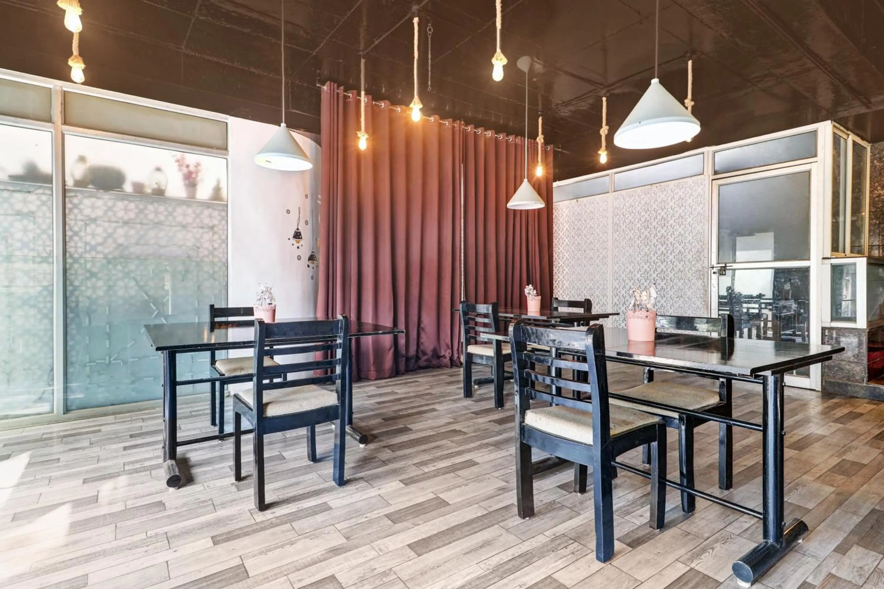 Restaurant/places to eat in Super Capital O Qualia Gachibowli