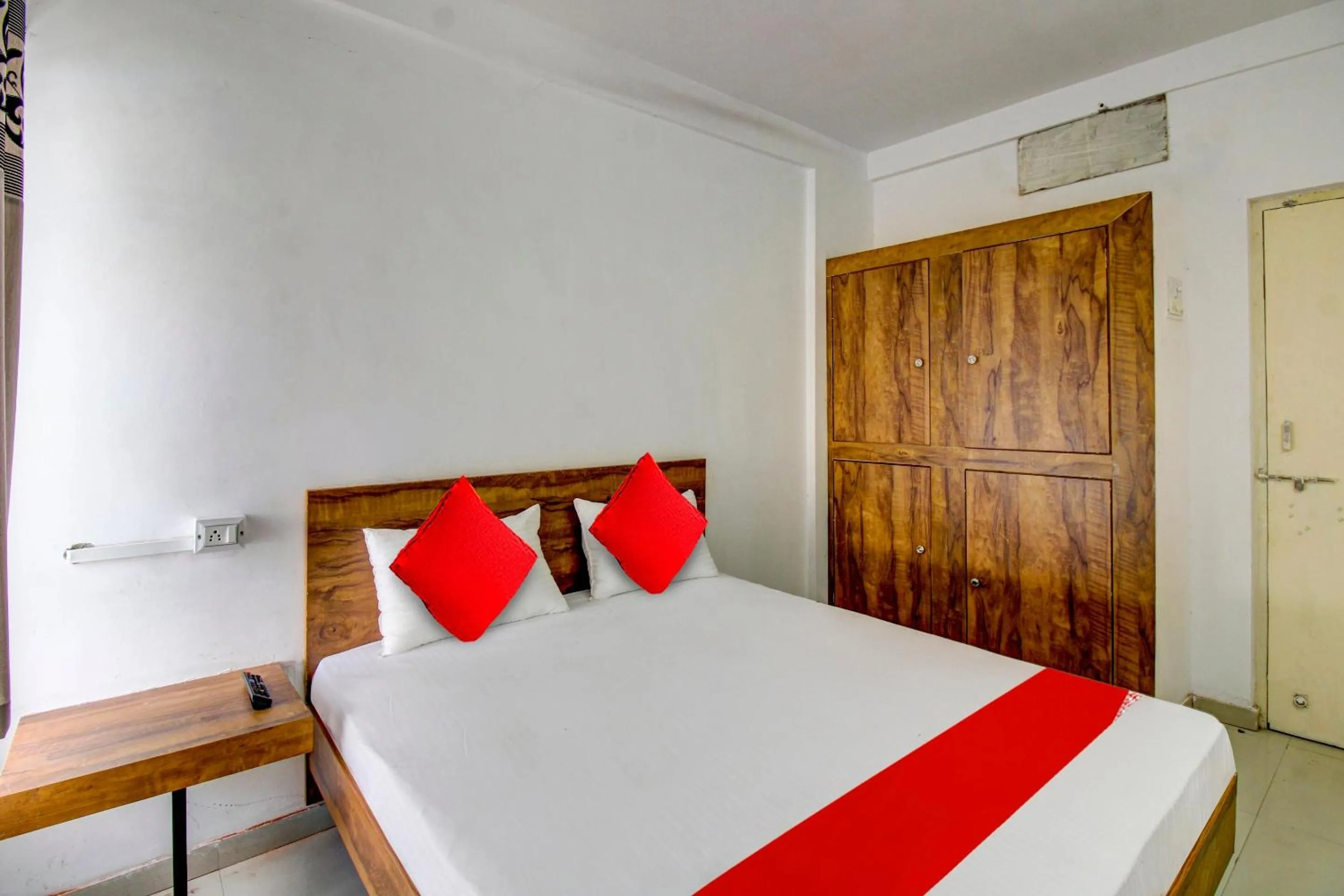 Bedroom in Hotel O The Golden Key