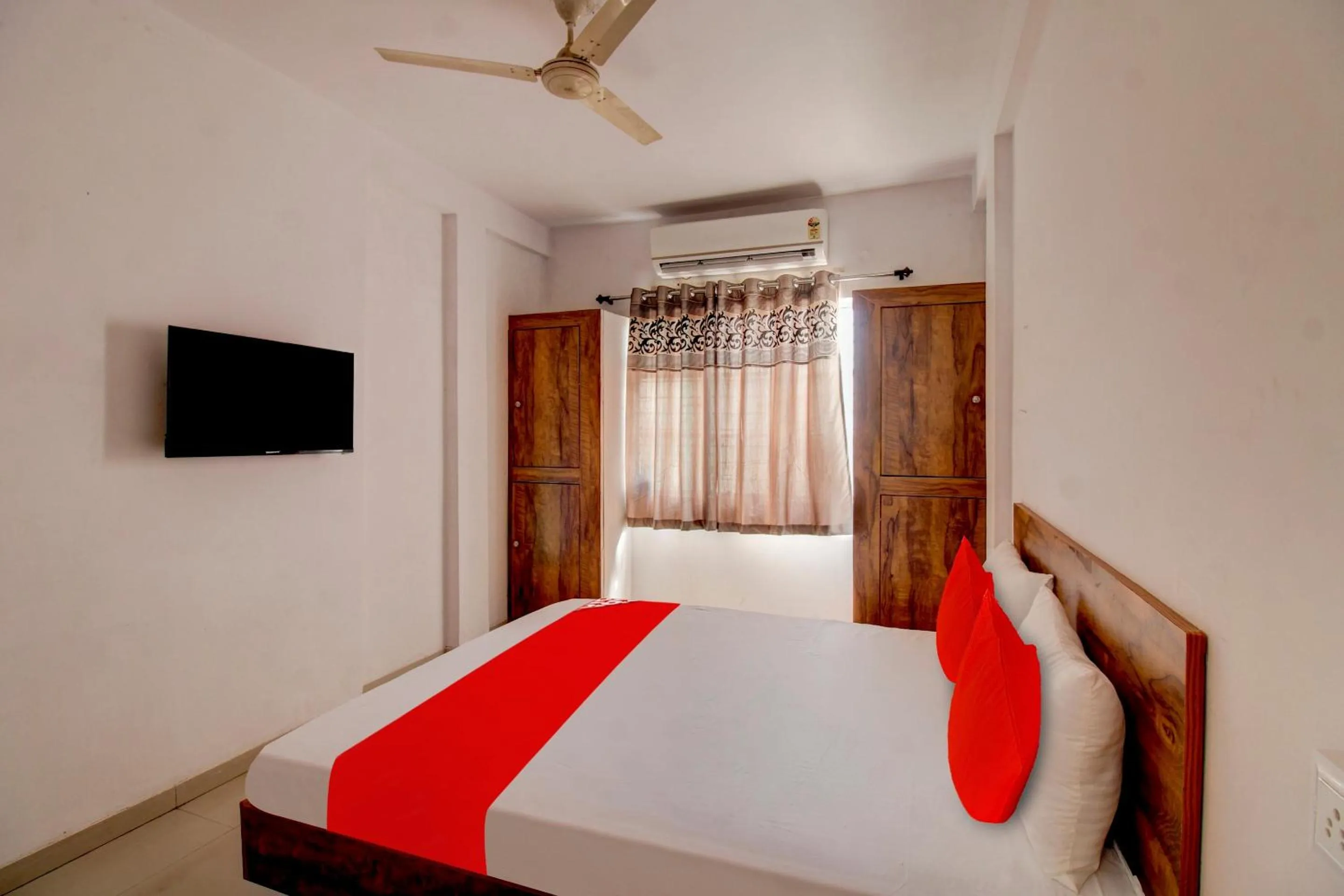 Bedroom in Hotel O The Golden Key