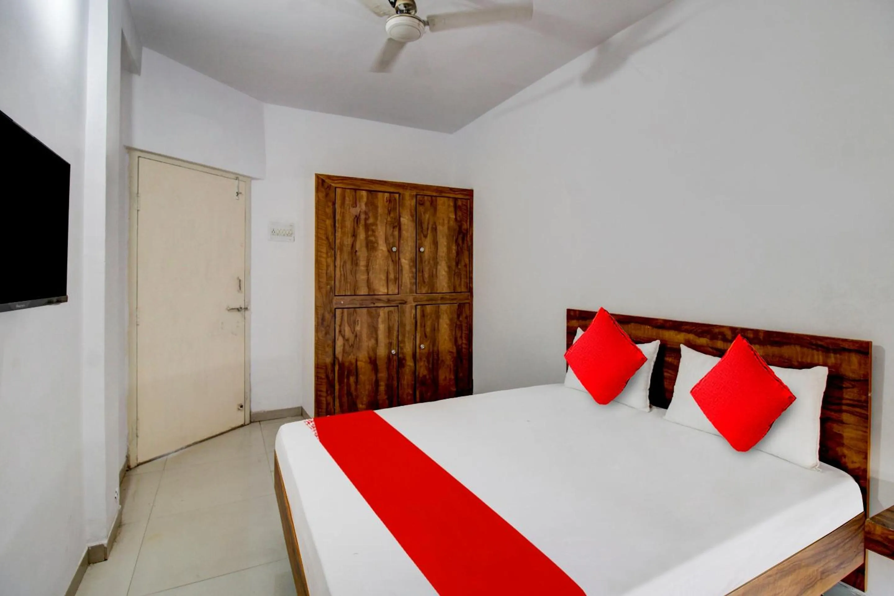 Bedroom in Hotel O The Golden Key