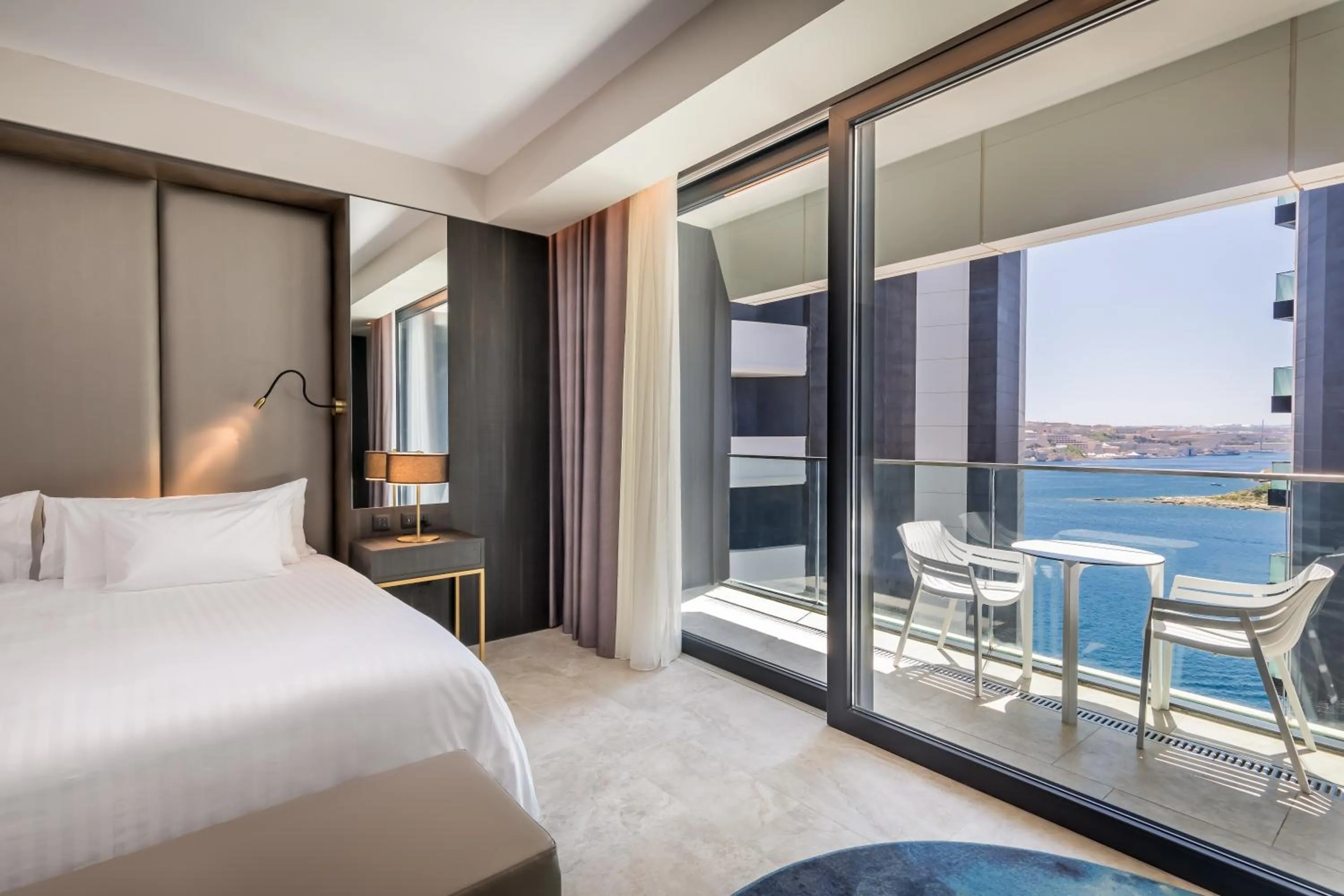 View (from property/room), Bed in Barceló Fortina Malta