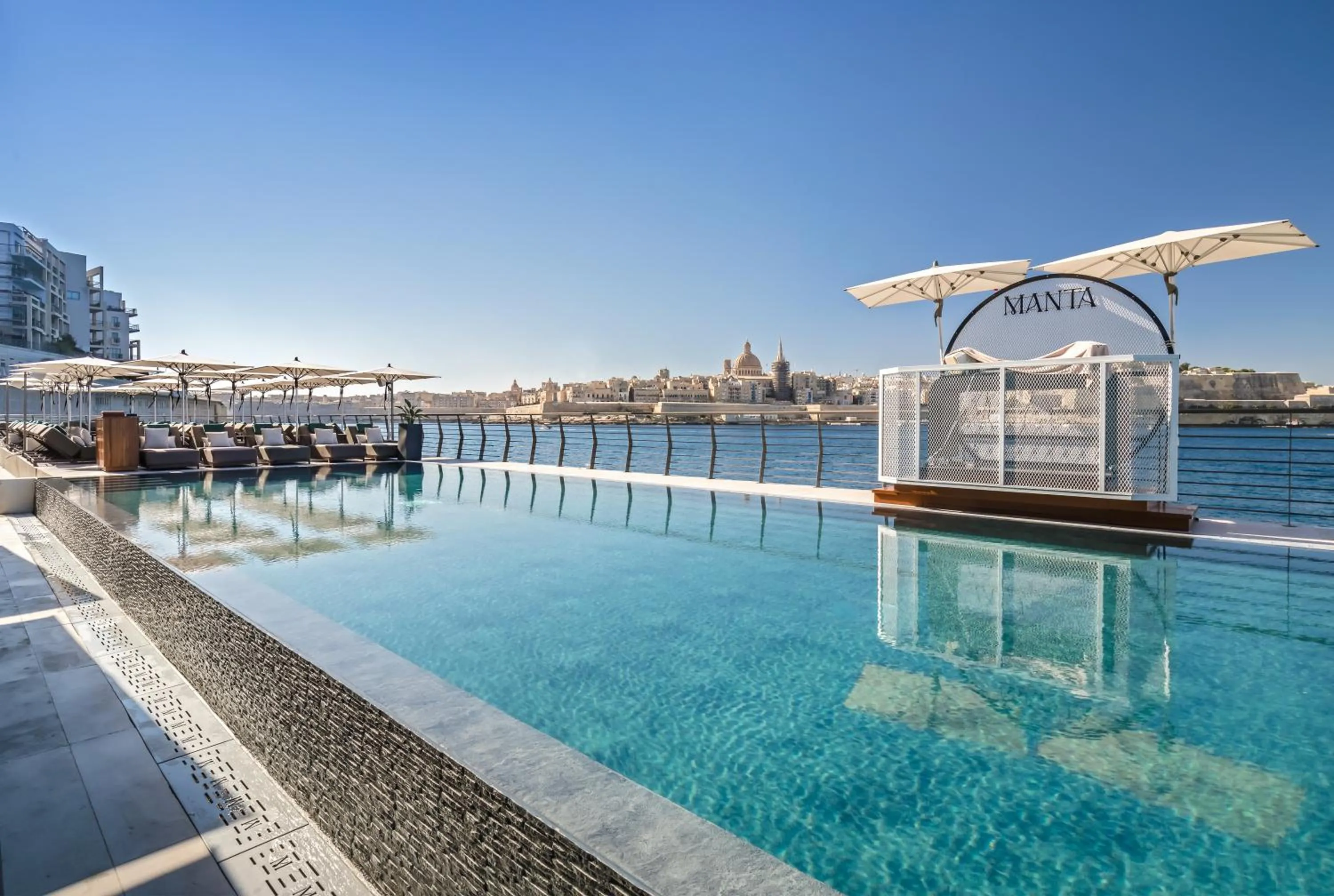 Swimming pool in Barceló Fortina Malta