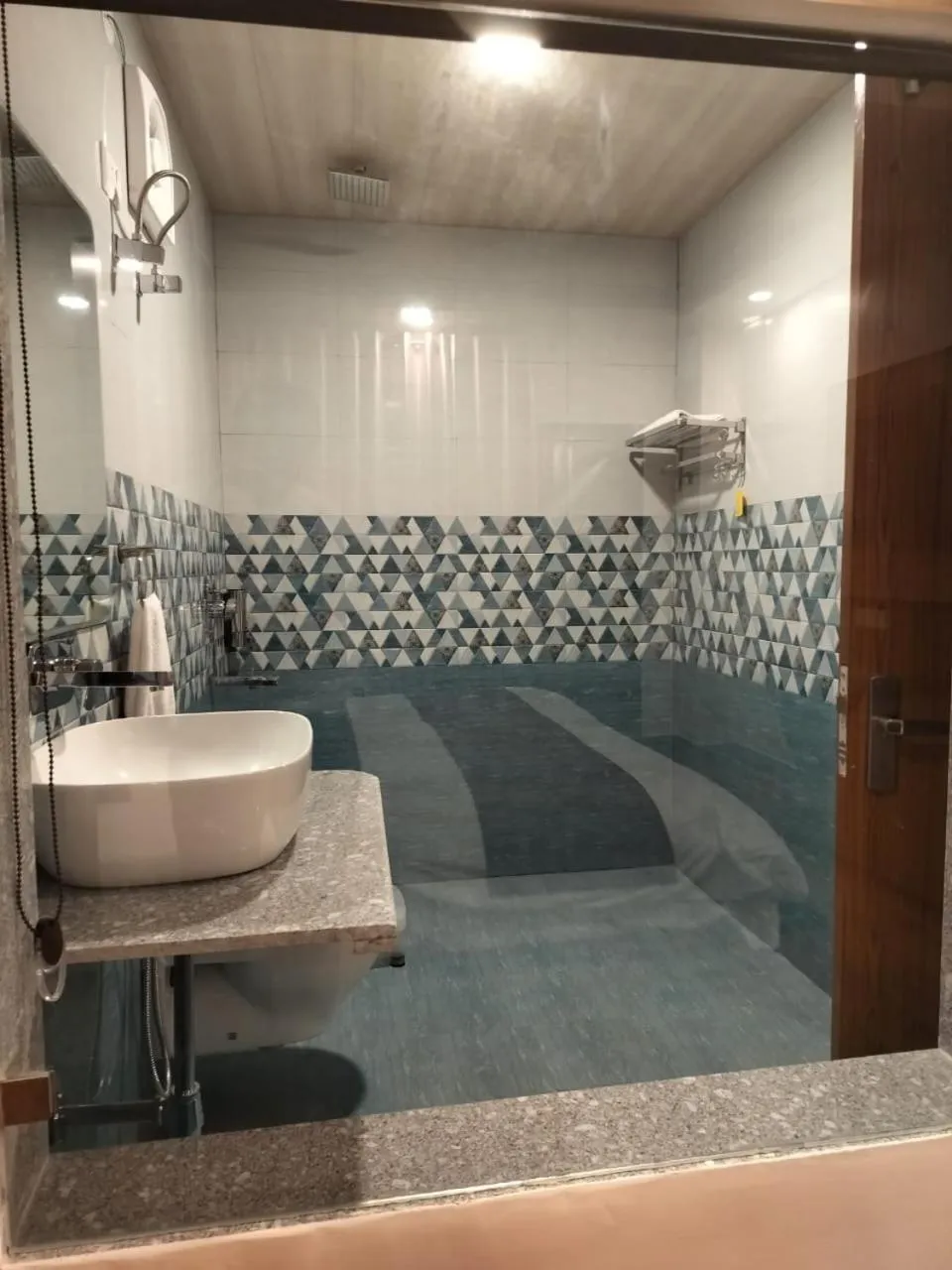 Shower in Summer Hill Resort