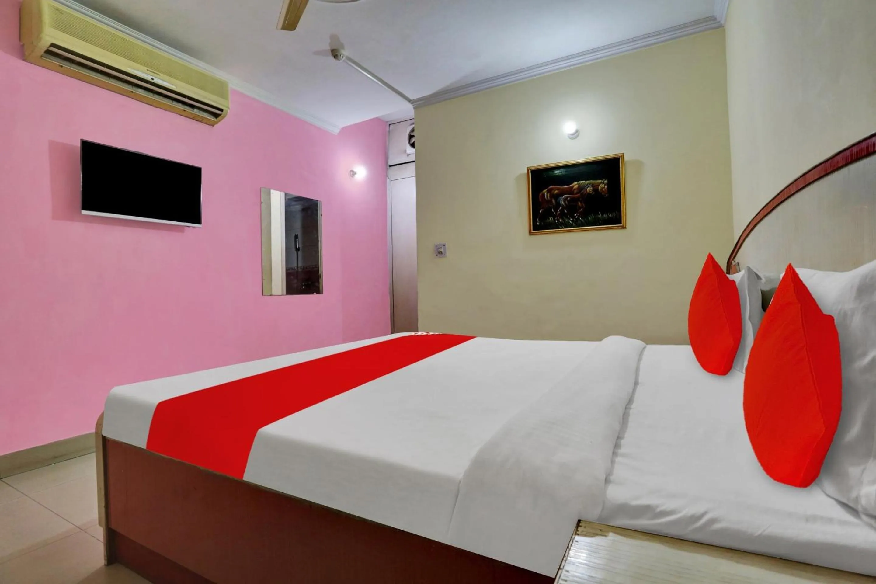 Bedroom, Bed in OYO 81306 Abhishek Residency