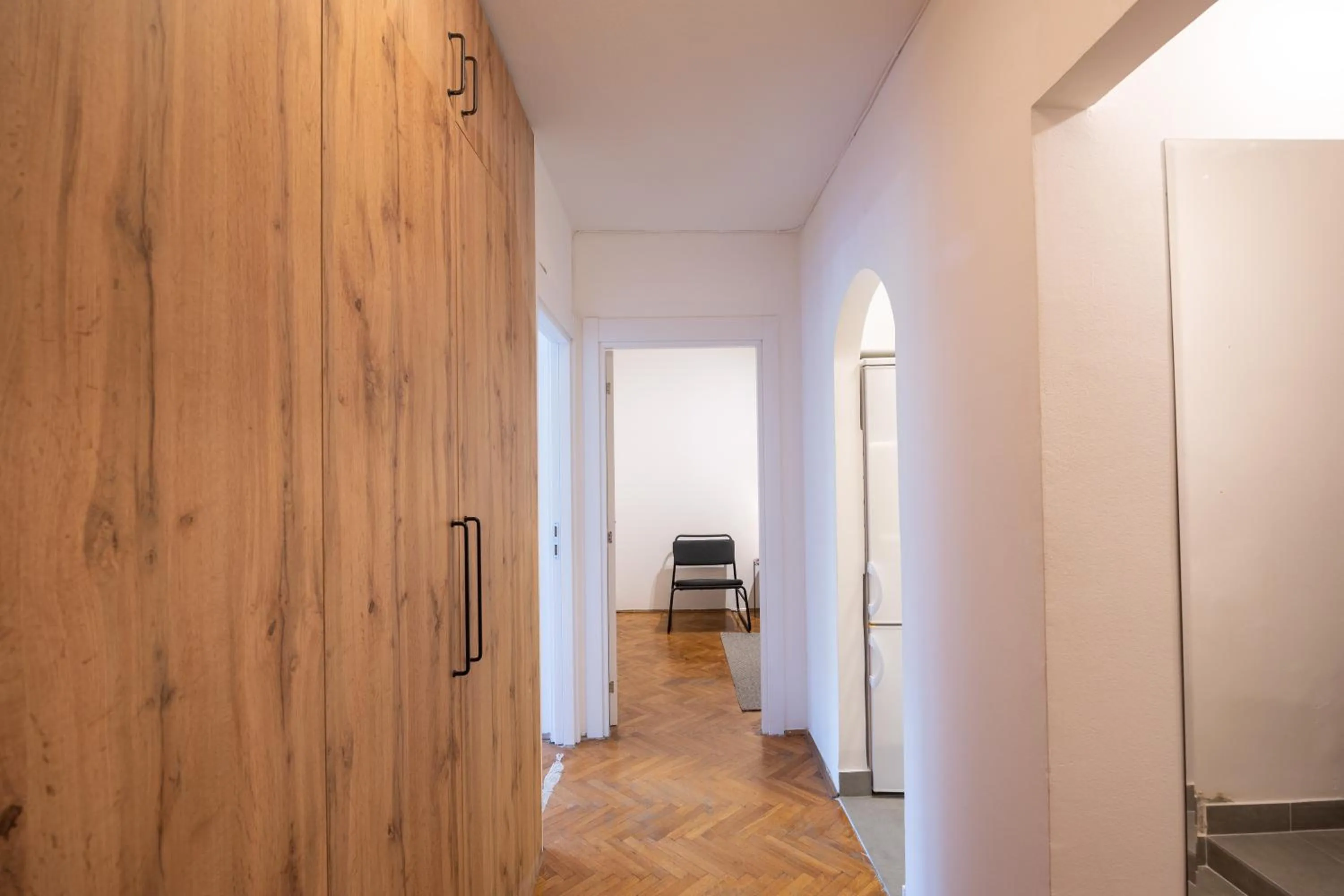 wardrobe in Belgrade Center Apartment III