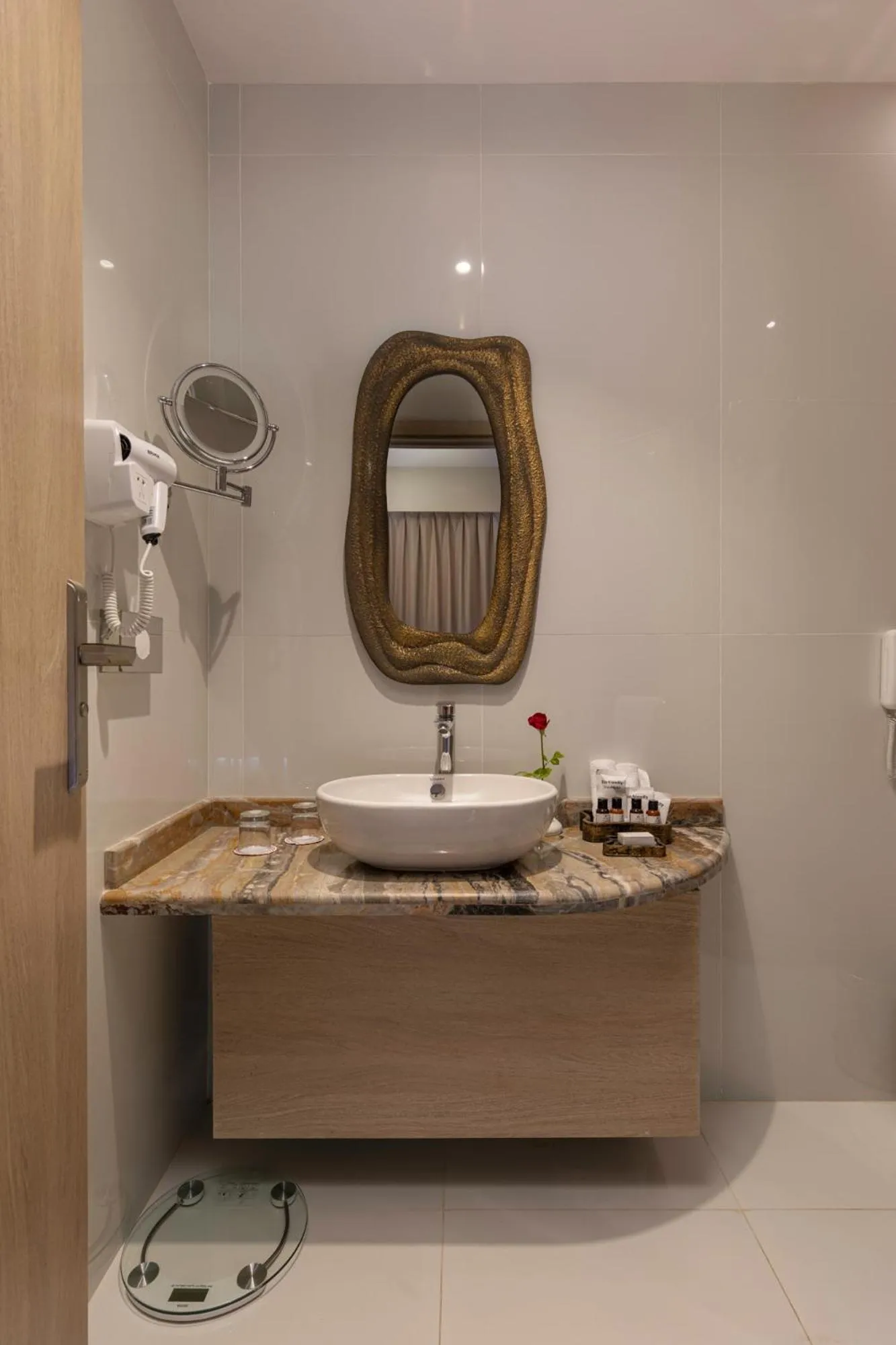 Bathroom in Crowne Plaza Alexandria Mirage by IHG